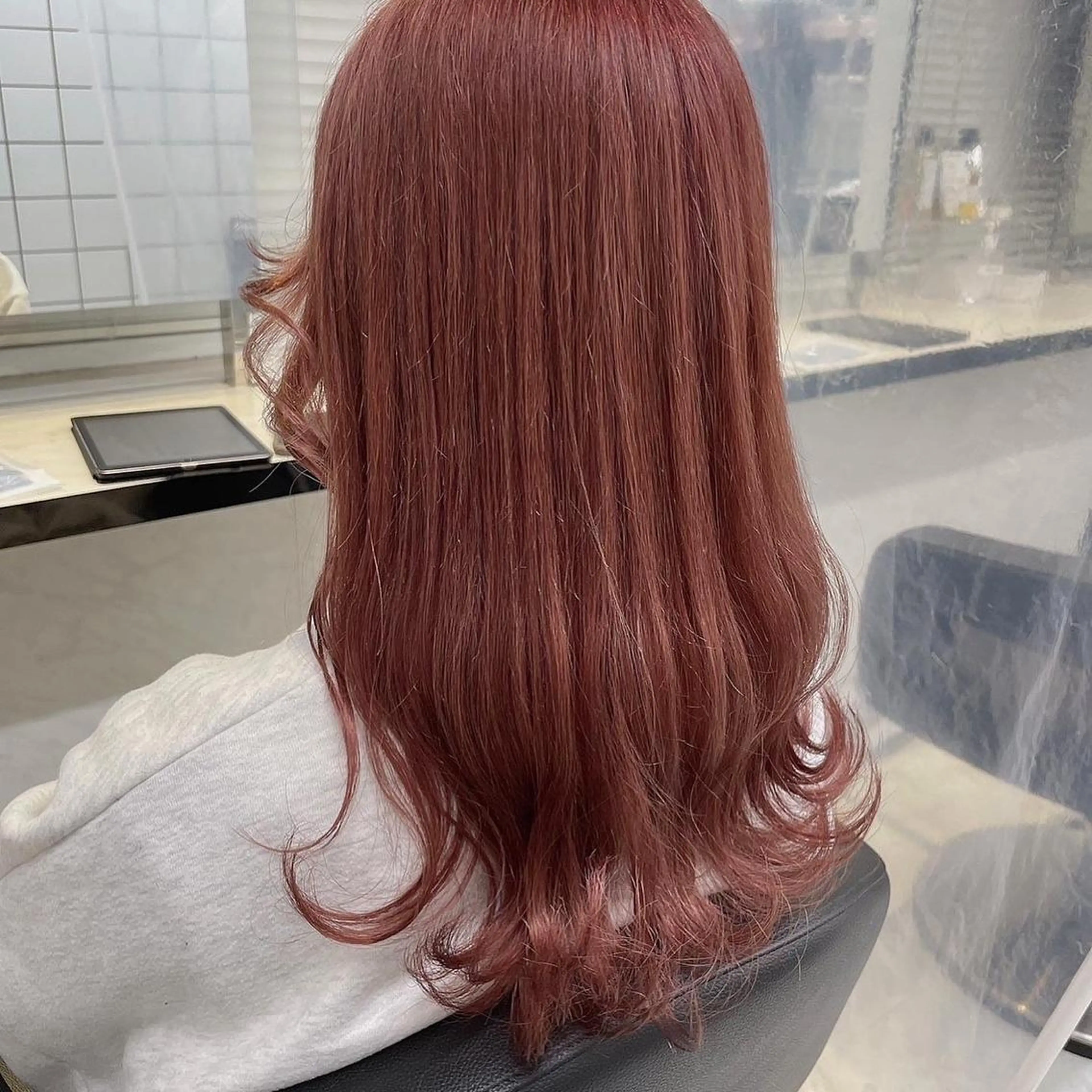 ロング カラー 暗髪🩶ラベンダー/ ブルー/ユウナ🤍のヘアスタイル