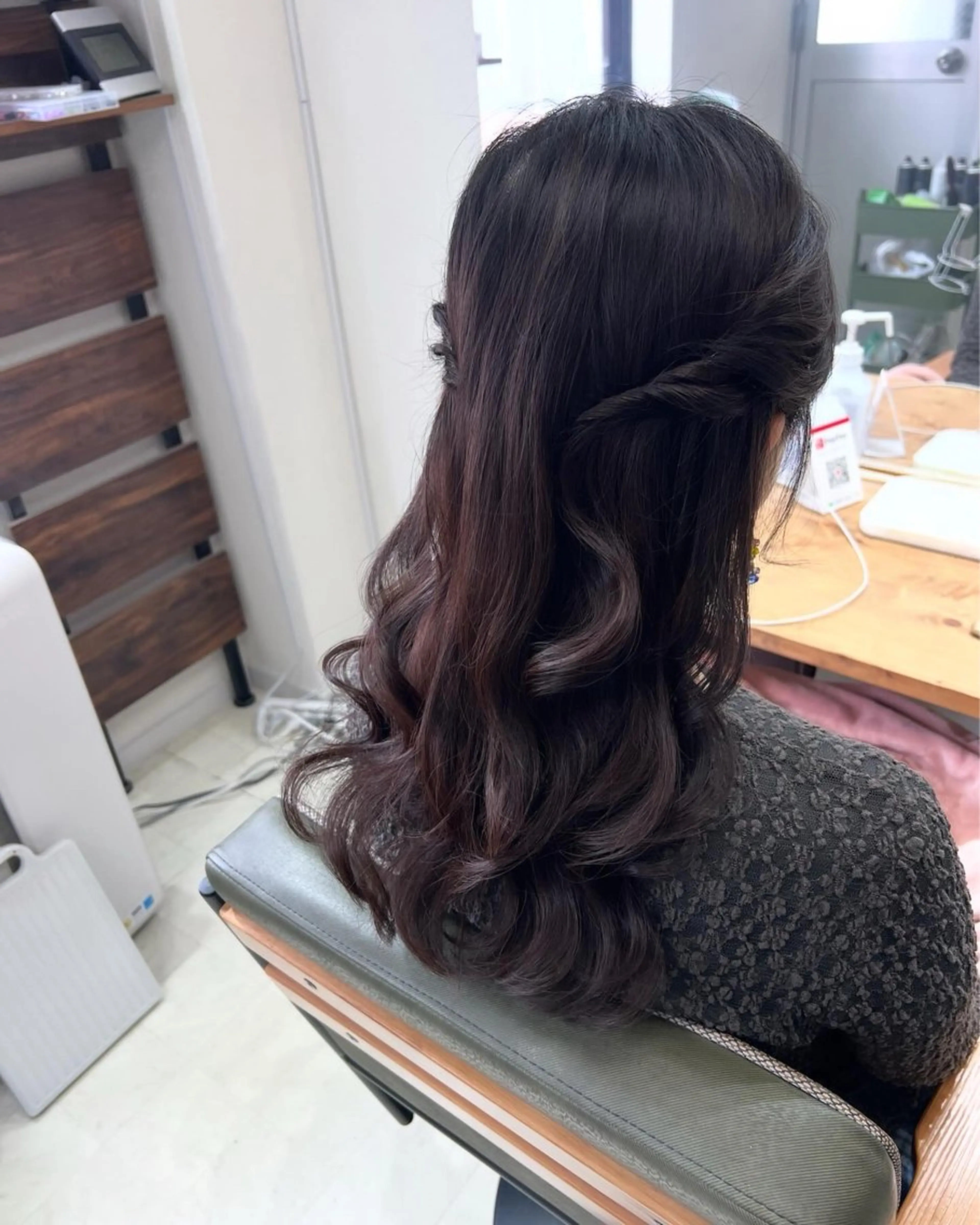 ロング ヘアアレンジ 山室 敬義のヘアスタイル