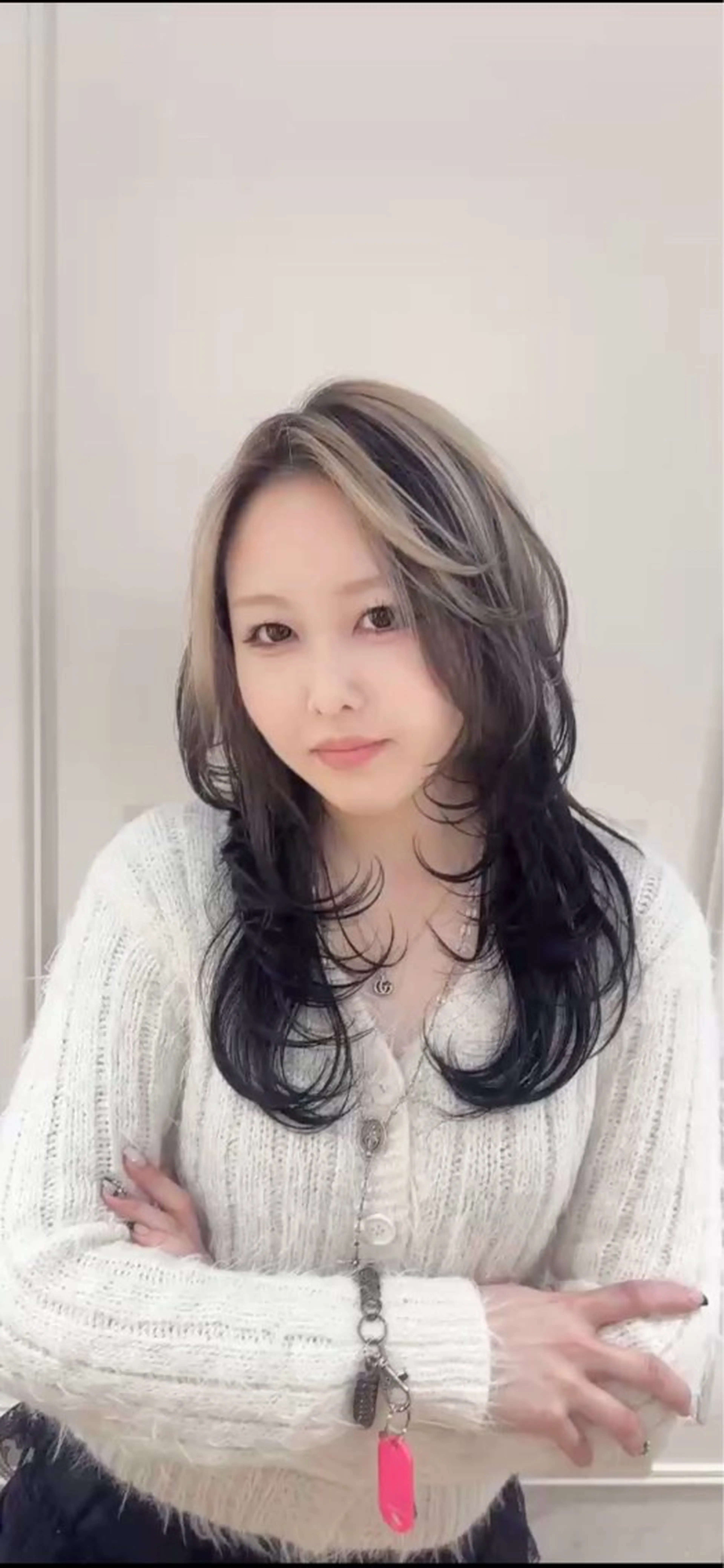 ロング カラー アディクシーカラー ブリーチ デザインカラー ハイライトカラー イルミナカラー カット 野田阪神/レイヤー/ ハイライト/yuuのヘアスタイル