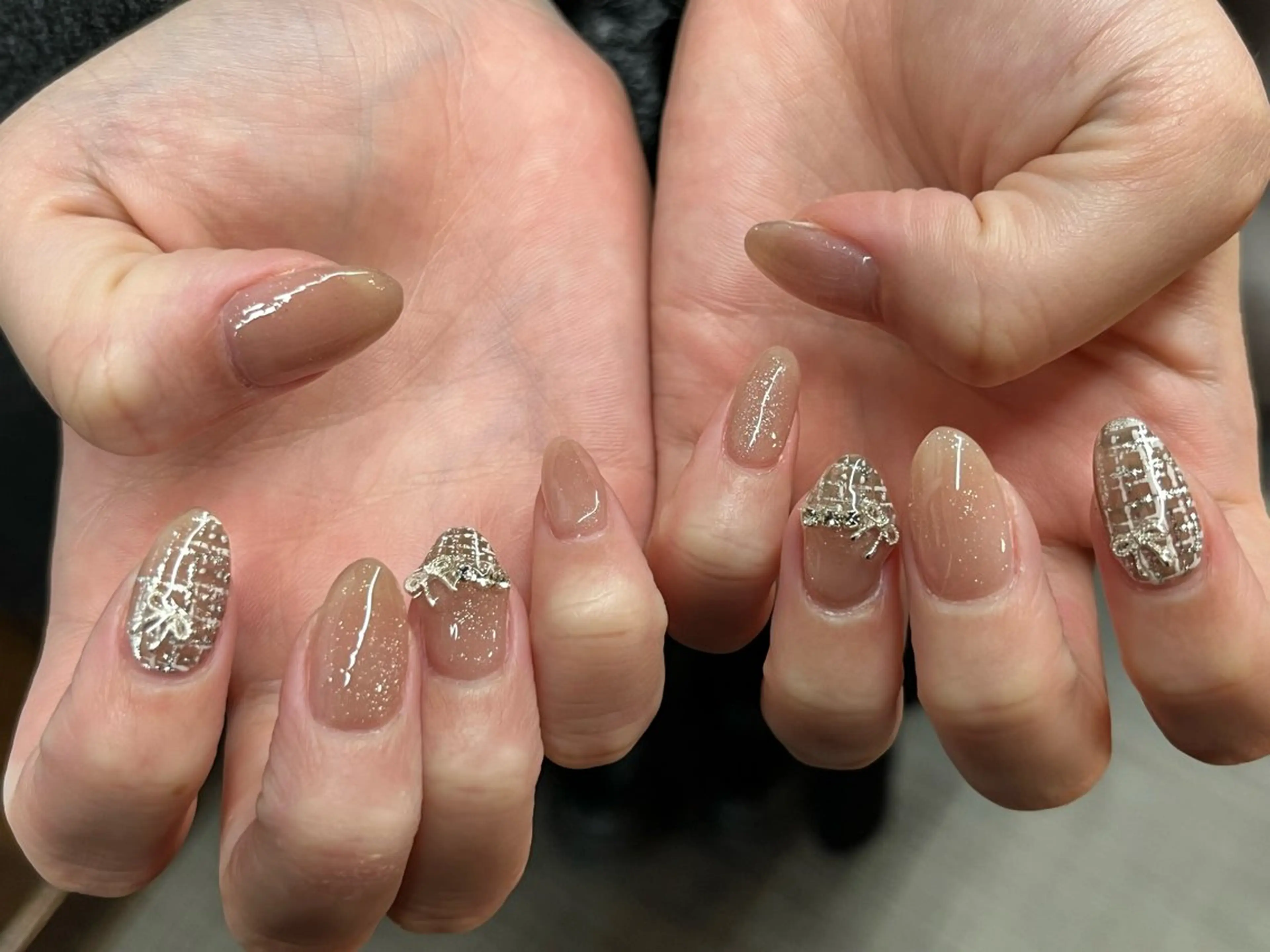 ネイル ハンドネイル EmaNail MOMOのネイルデザイン