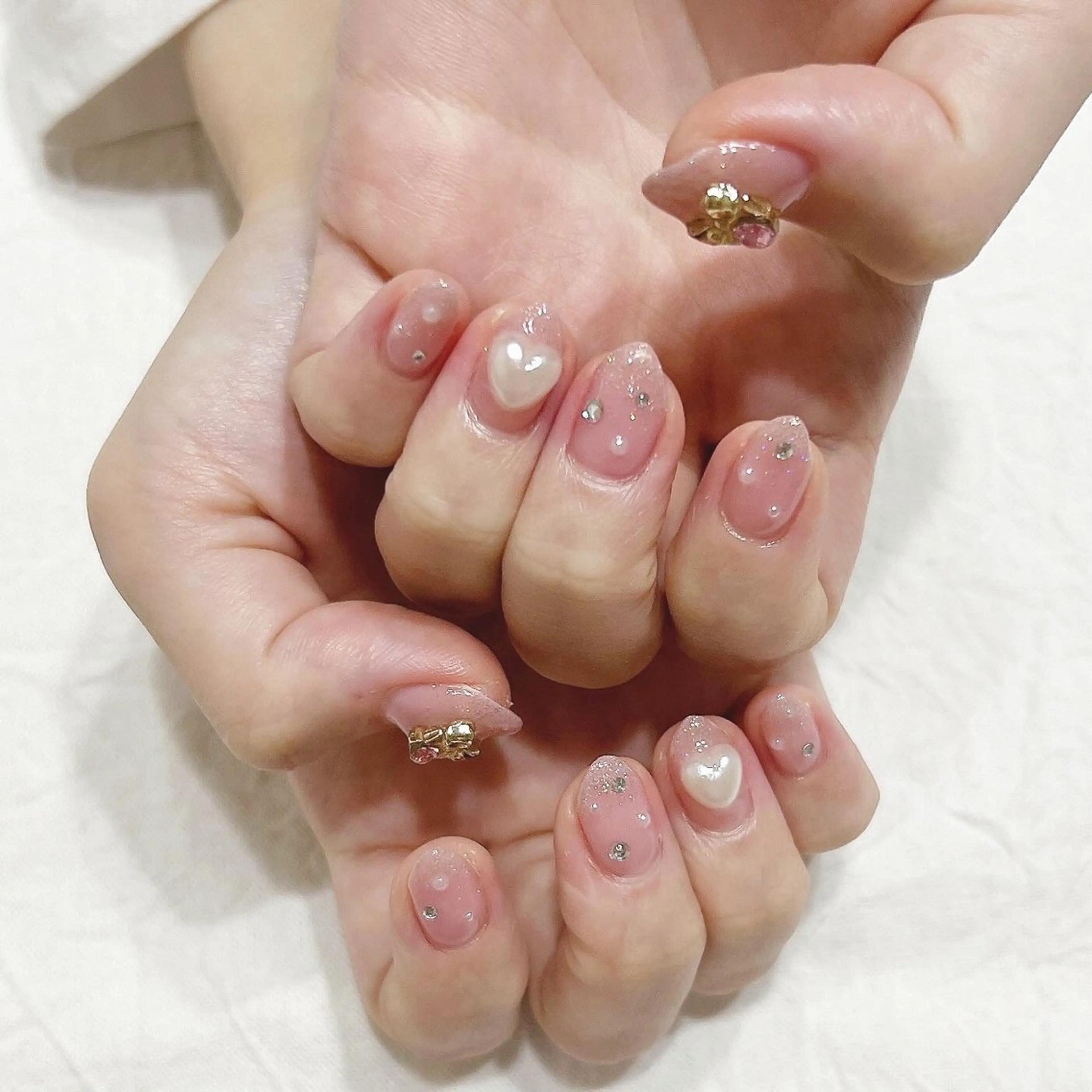 ネイル ハート ラメ(グリッター) ラメグラデーション ピンク リボン ハンドネイル peaberry nailのネイルデザイン