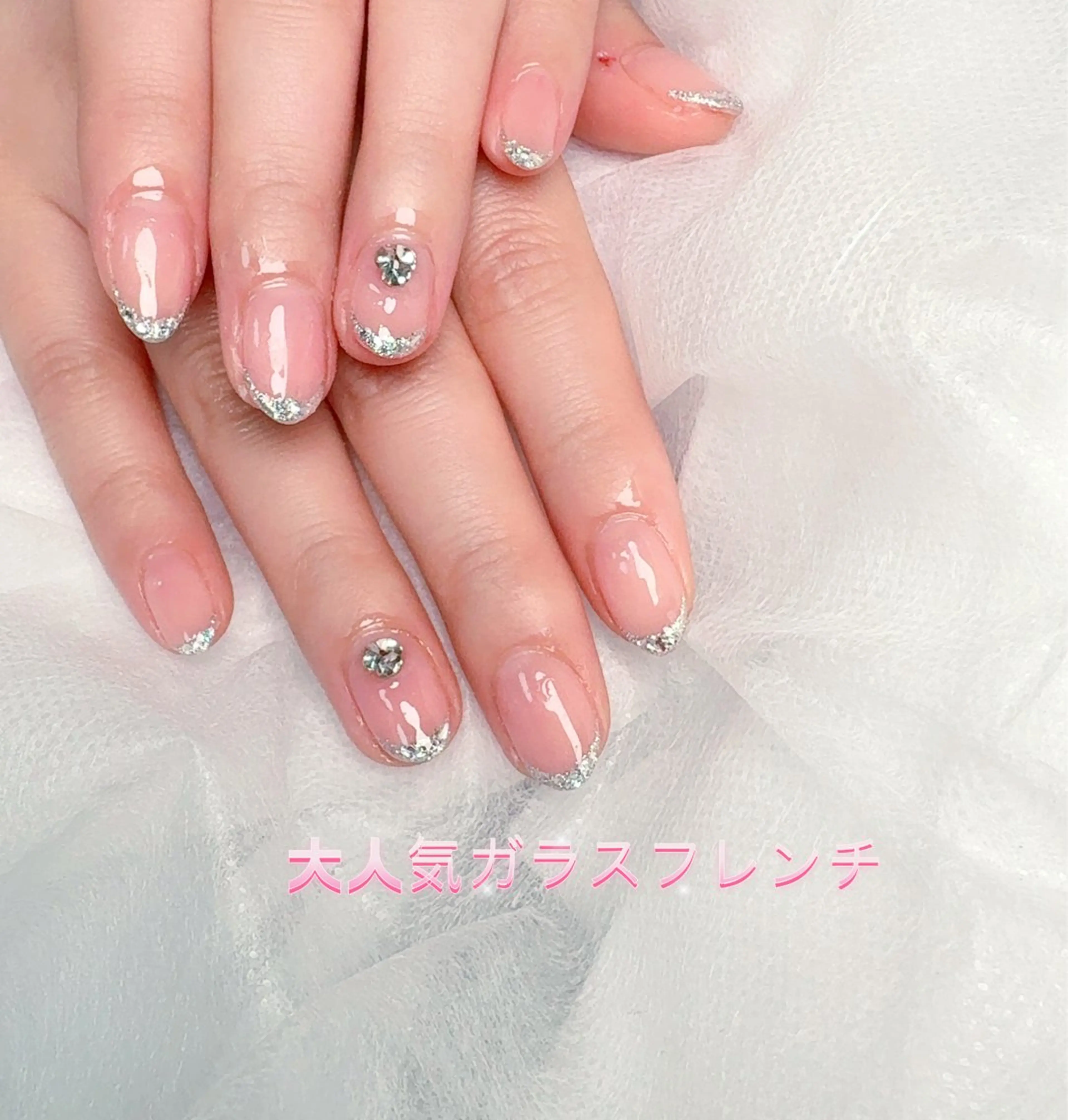 ネイル pink ladyサロン所属・べ にのネイルデザイン