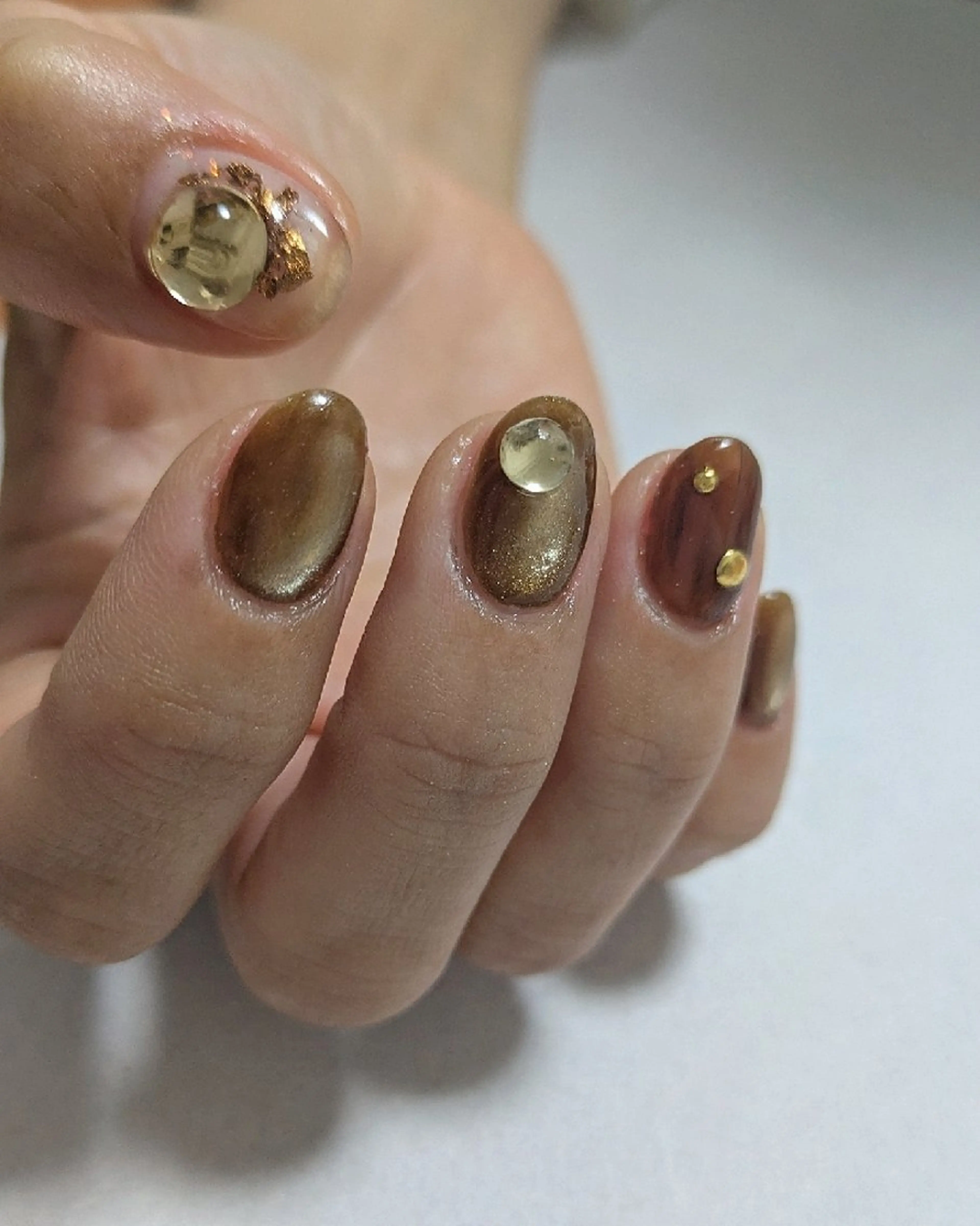 ネイル ハンドネイル フットネイル jolie  ISIHARAのネイルデザイン