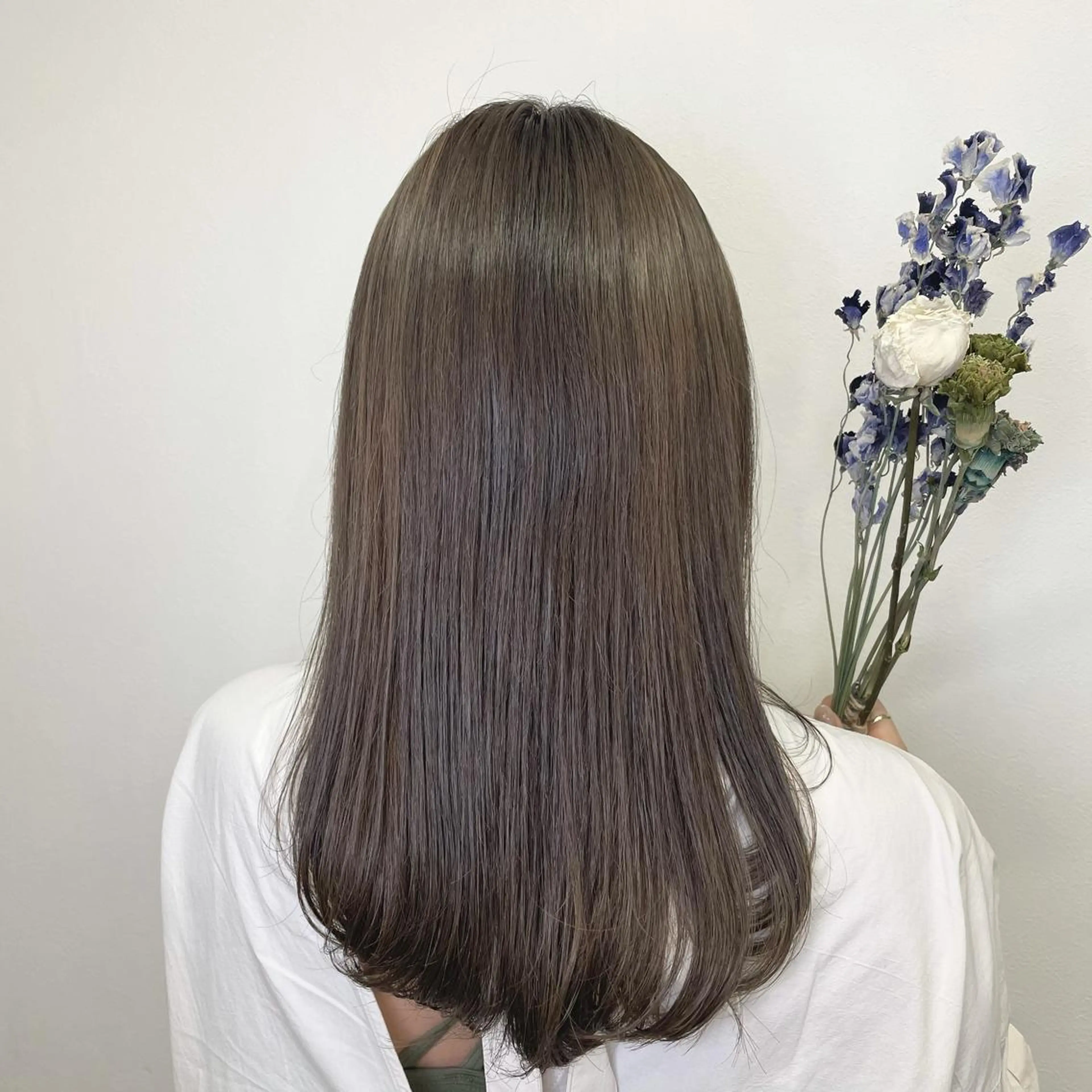 セミロング カラー 🔵暗髪　特化🔵 梅田・増田のヘアスタイル