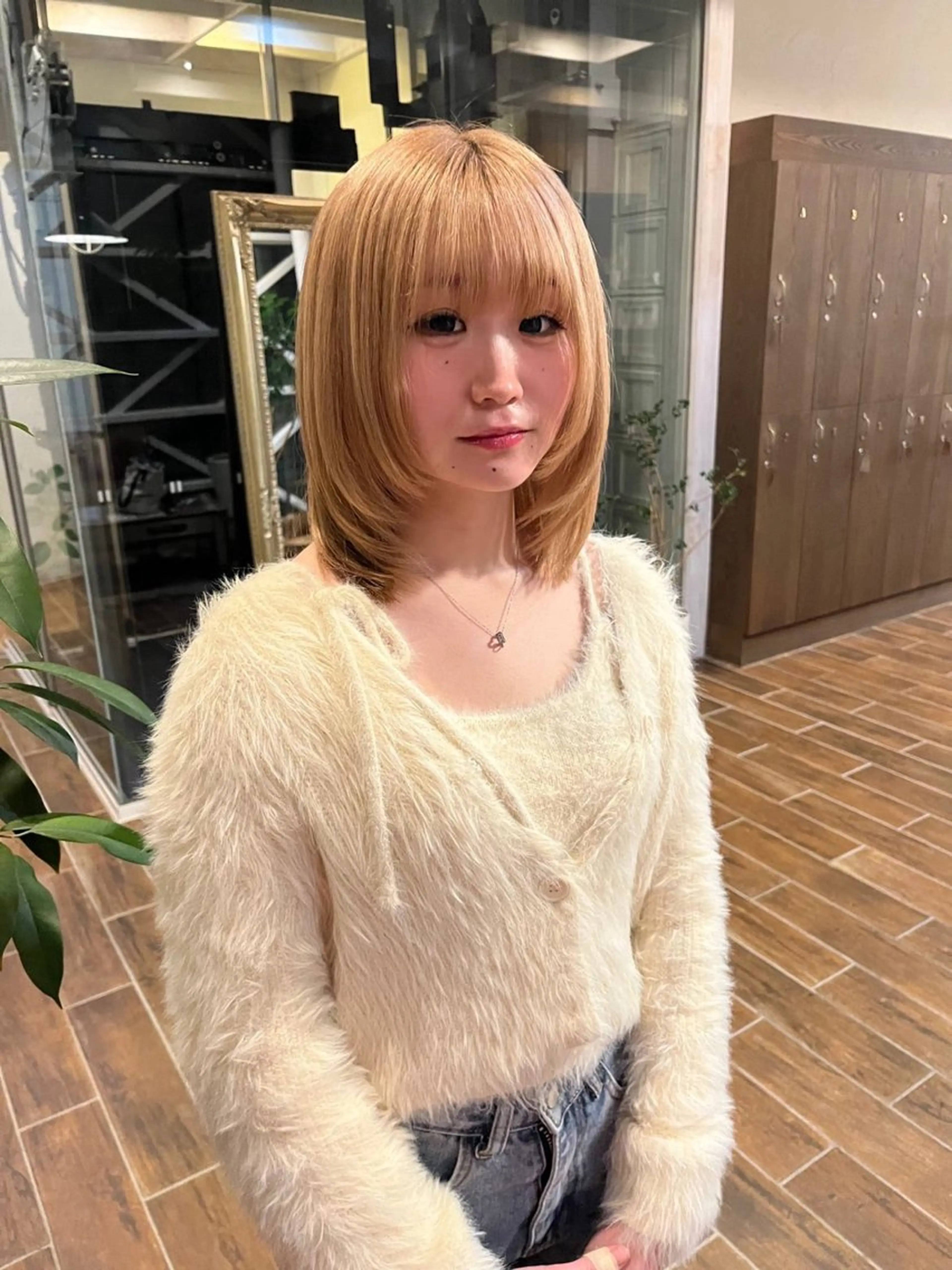 ミディアム そね こまちのヘアスタイル