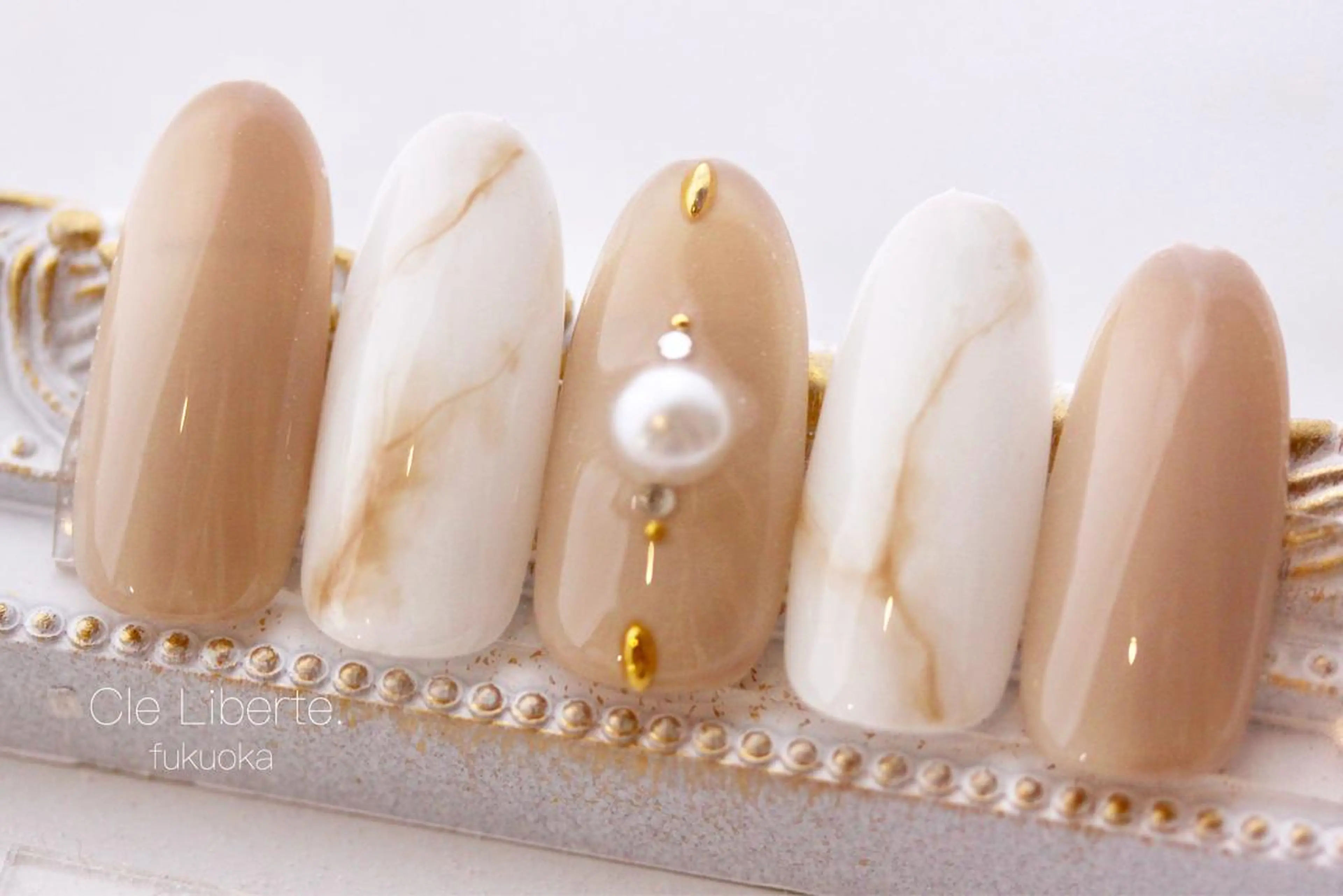 ネイル Elio所属・Elio 国泰寺のネイルデザイン