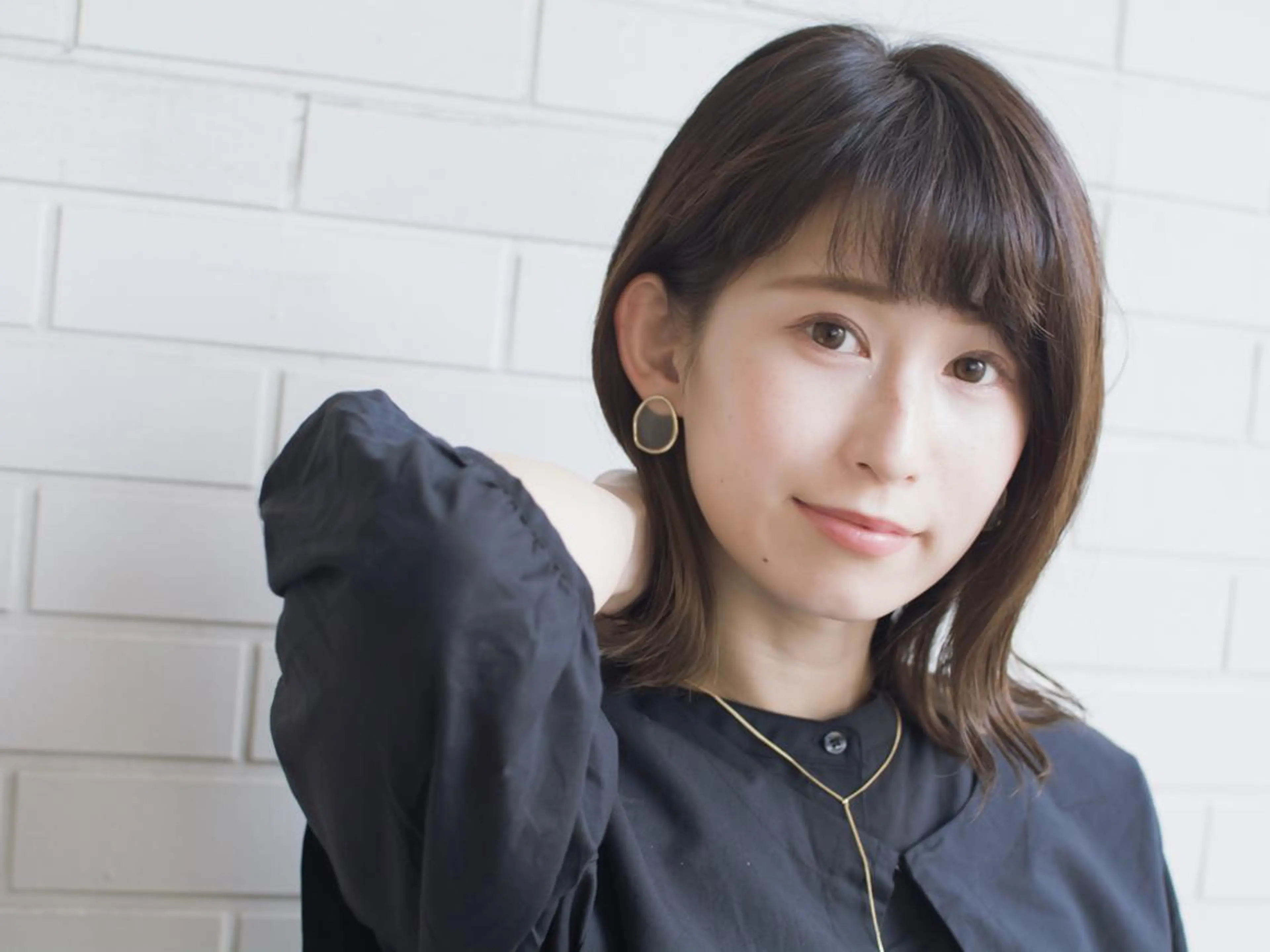 ミディアム カラー ショートボブ ベージュカラー ブルーカラー ブルージュ グレージュ 撮影モデル 斉藤 正敏のその他イメージ