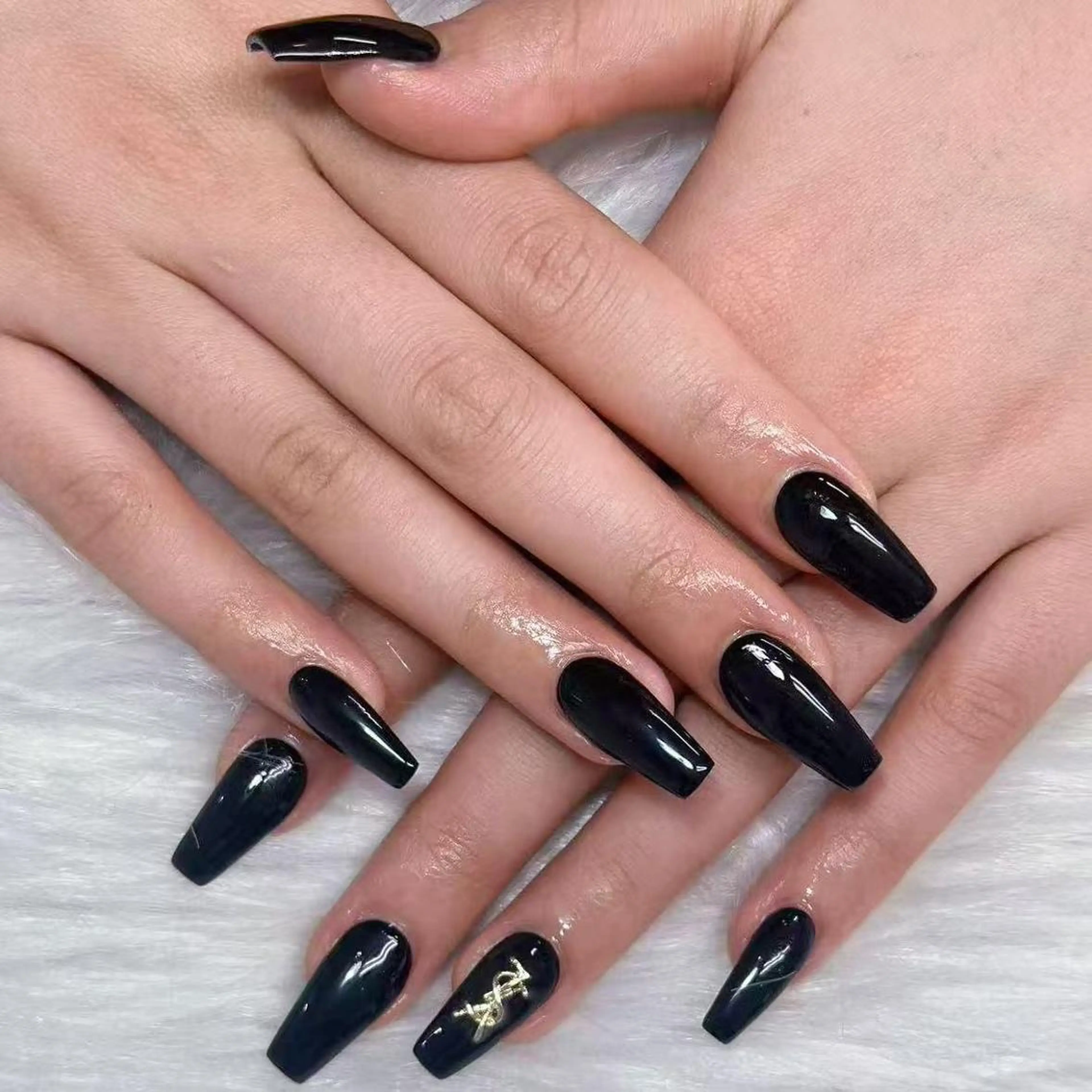 ネイル アートネイル オーロラネイル ガーリー キラキラネイル 韓国ネイル ハンドネイル Diamond NAIL💝のネイルデザイン