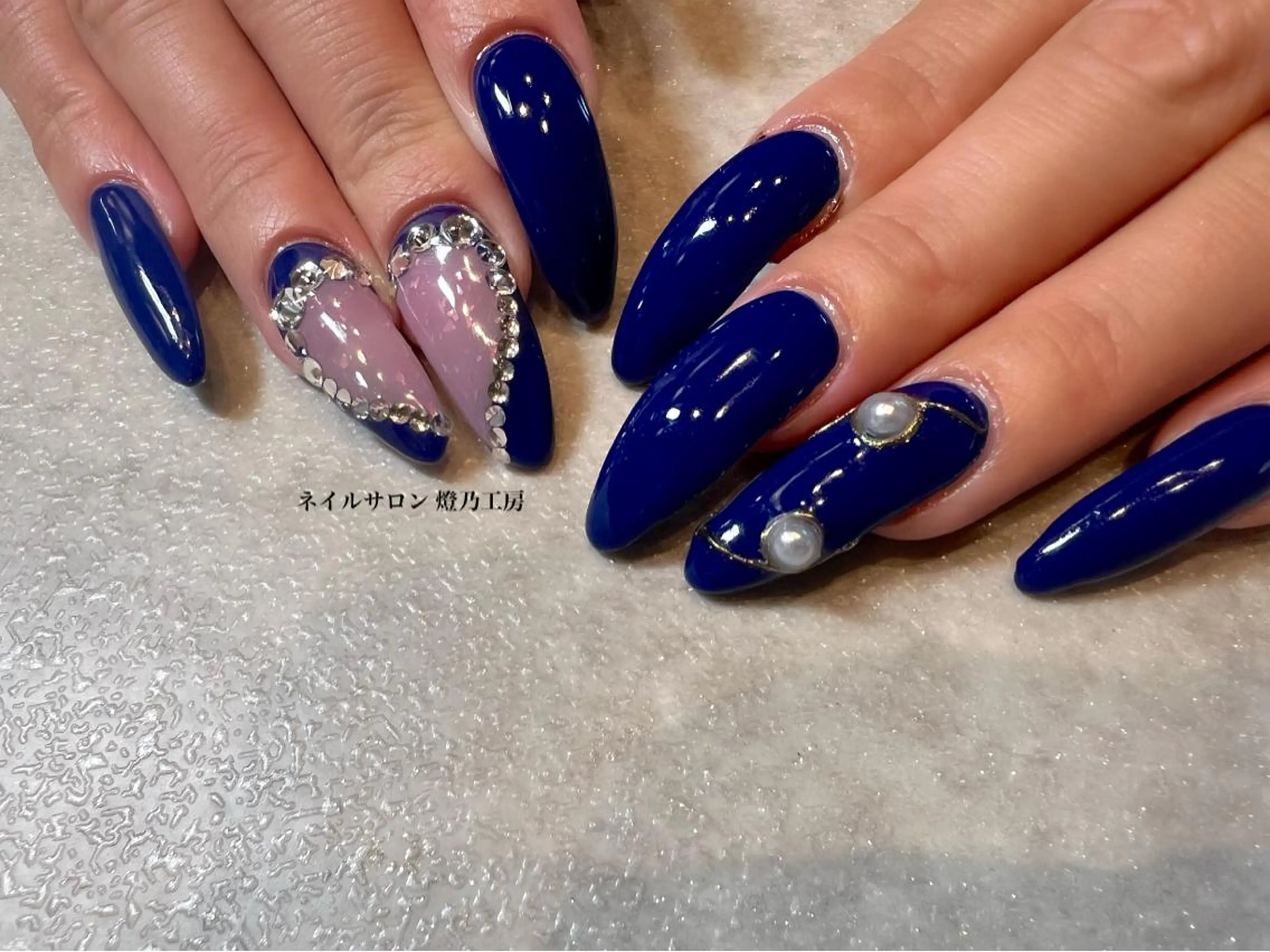 ネイル 伊藤 美里のネイルデザイン
