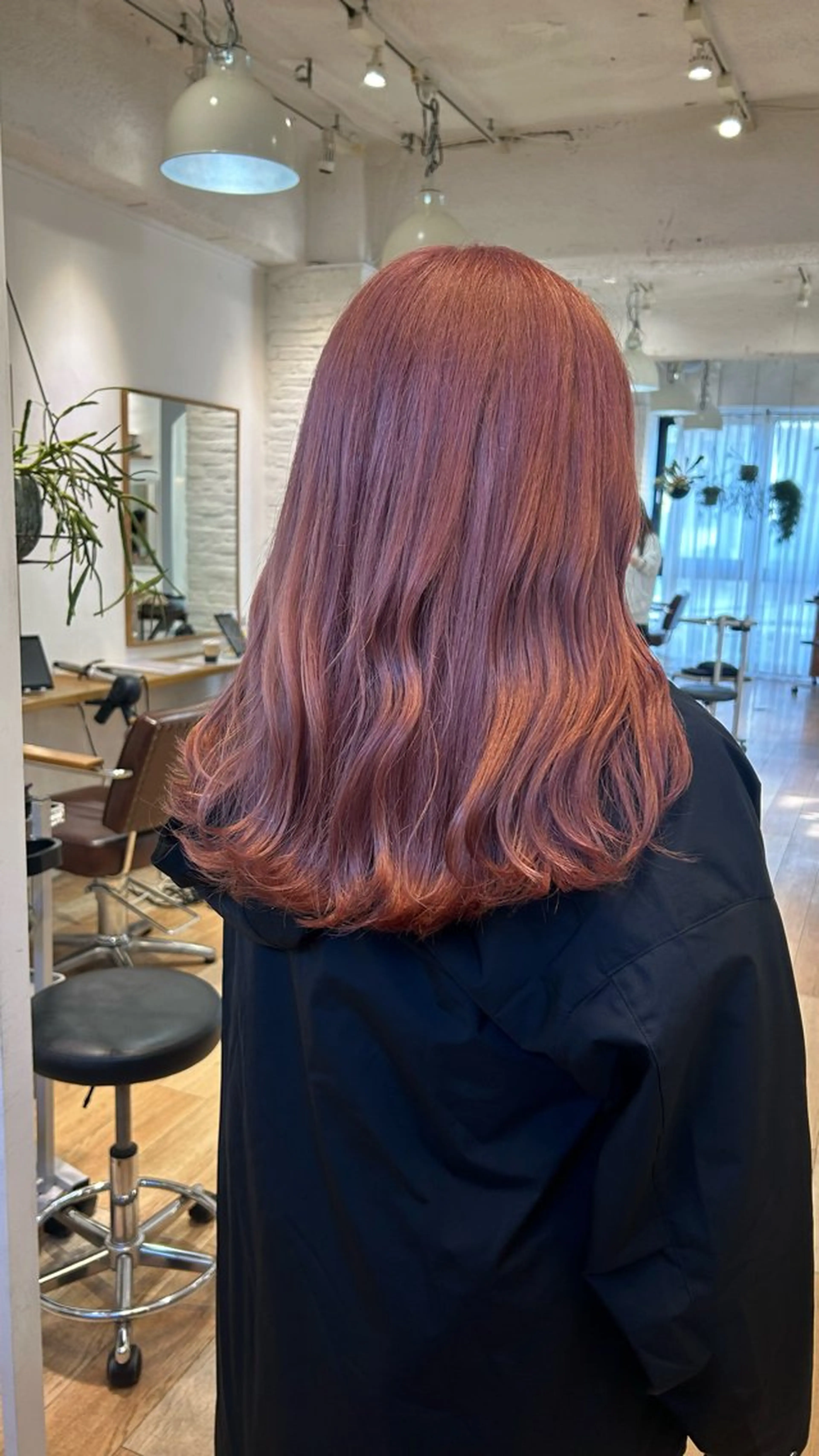 ミディアム カラー ヘアカラー トリートメント じゅわっと暖色カラー 🍊Moemiのヘアスタイル