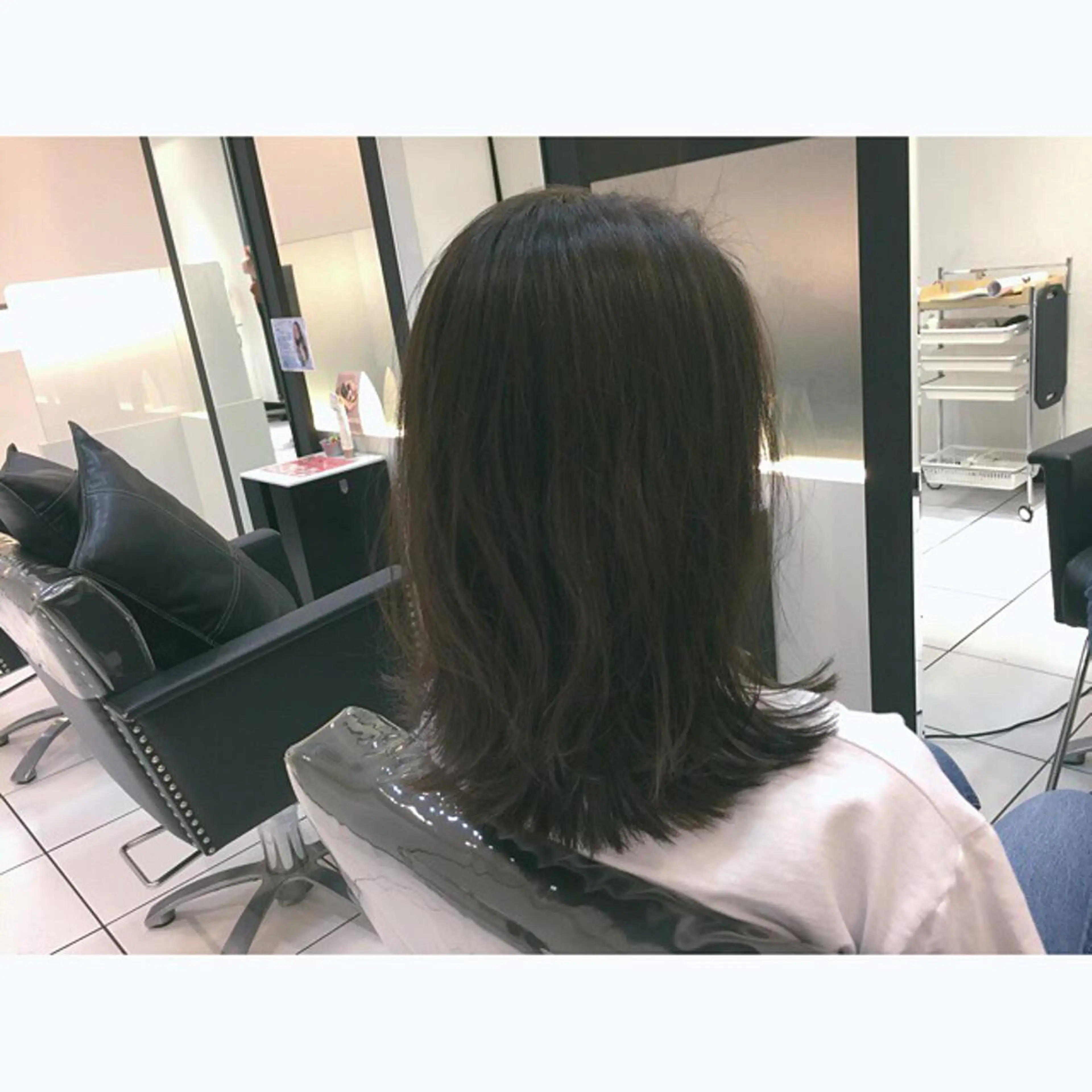 ミディアム カラー GLROW haruhiのヘアスタイル