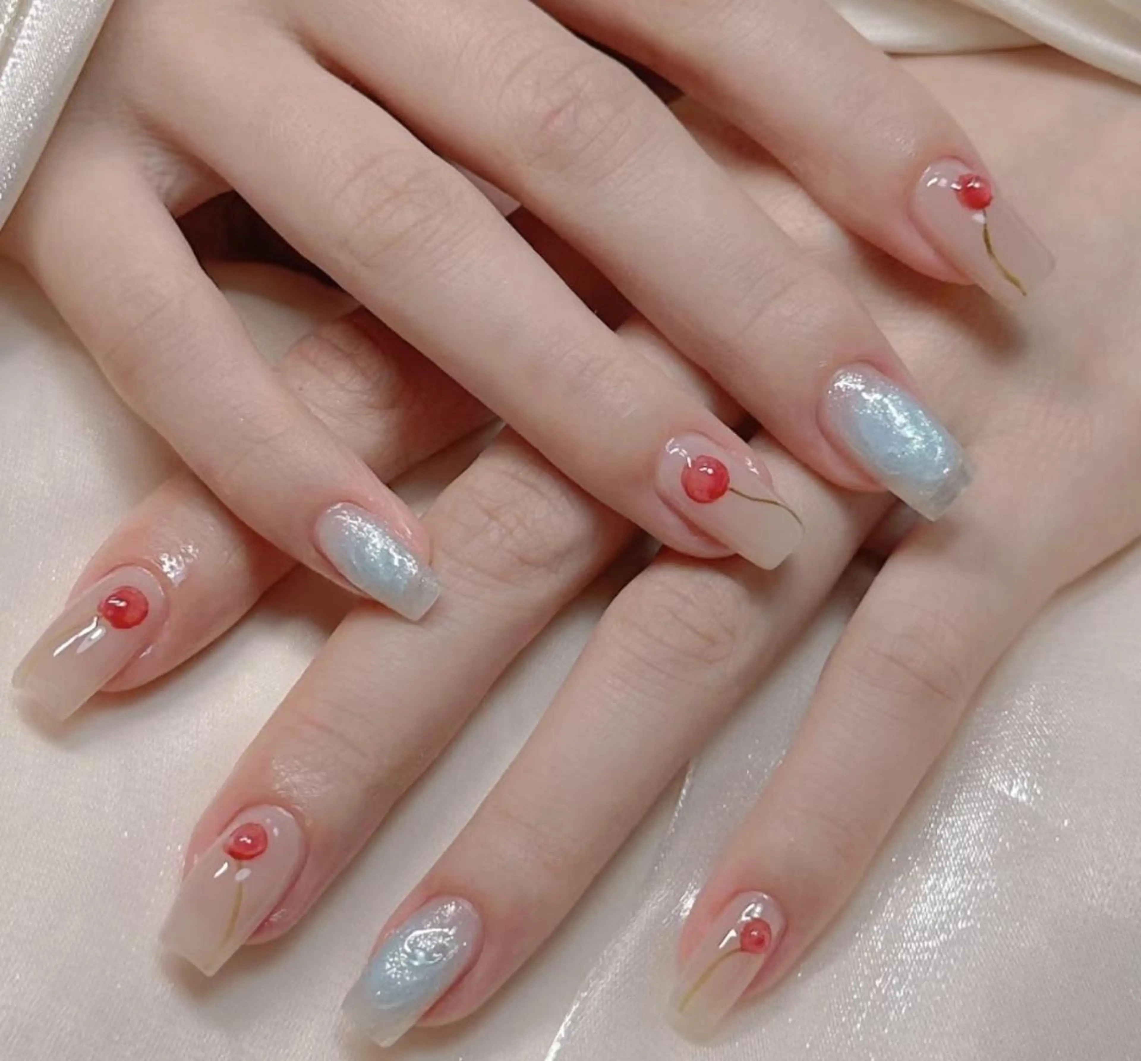 ネイル VIVIAN リサのネイルデザイン