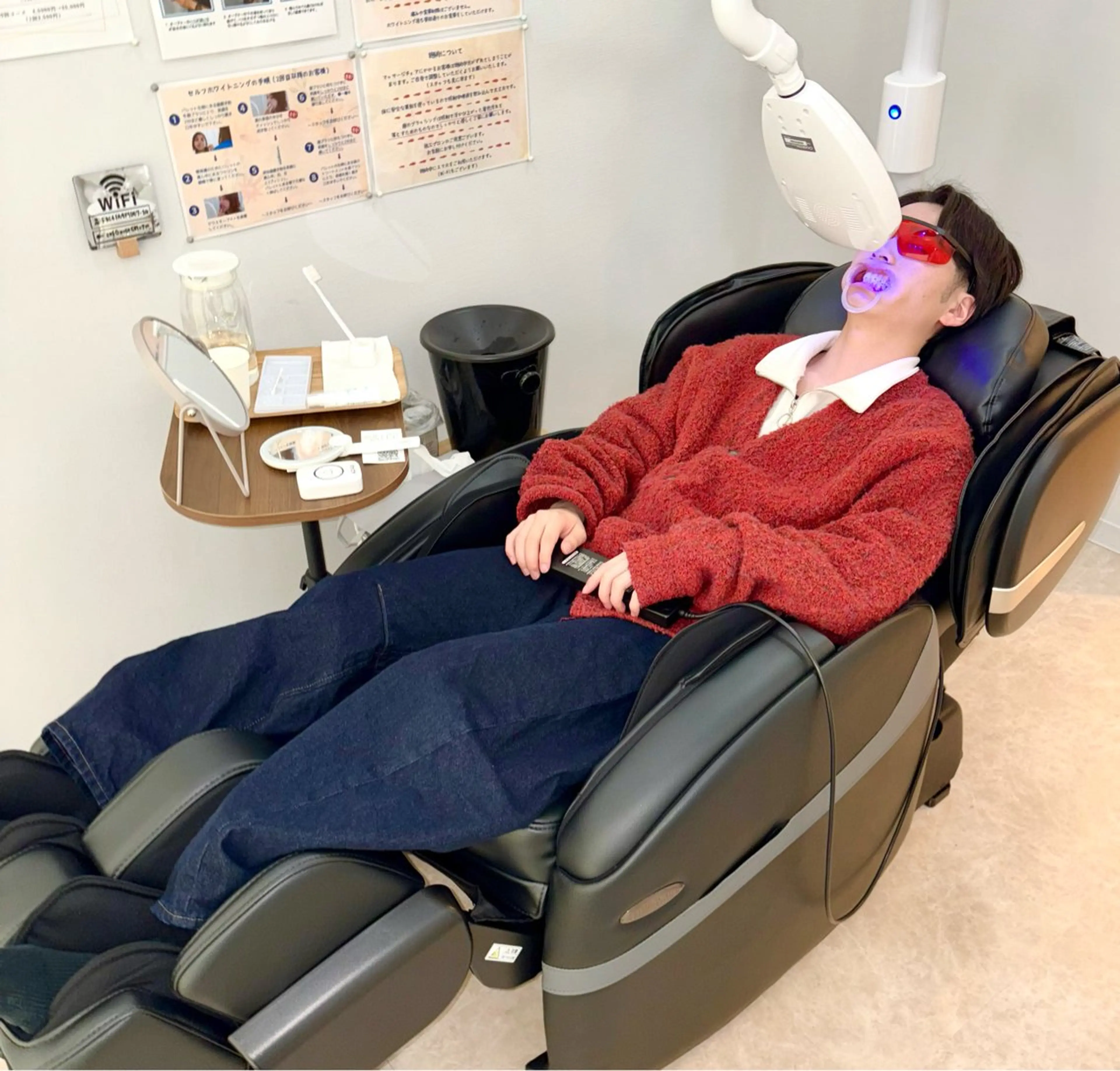 【オープン記念クーポン】セルフホワイトニング　8分×2照射　4,500円→2000円の写真