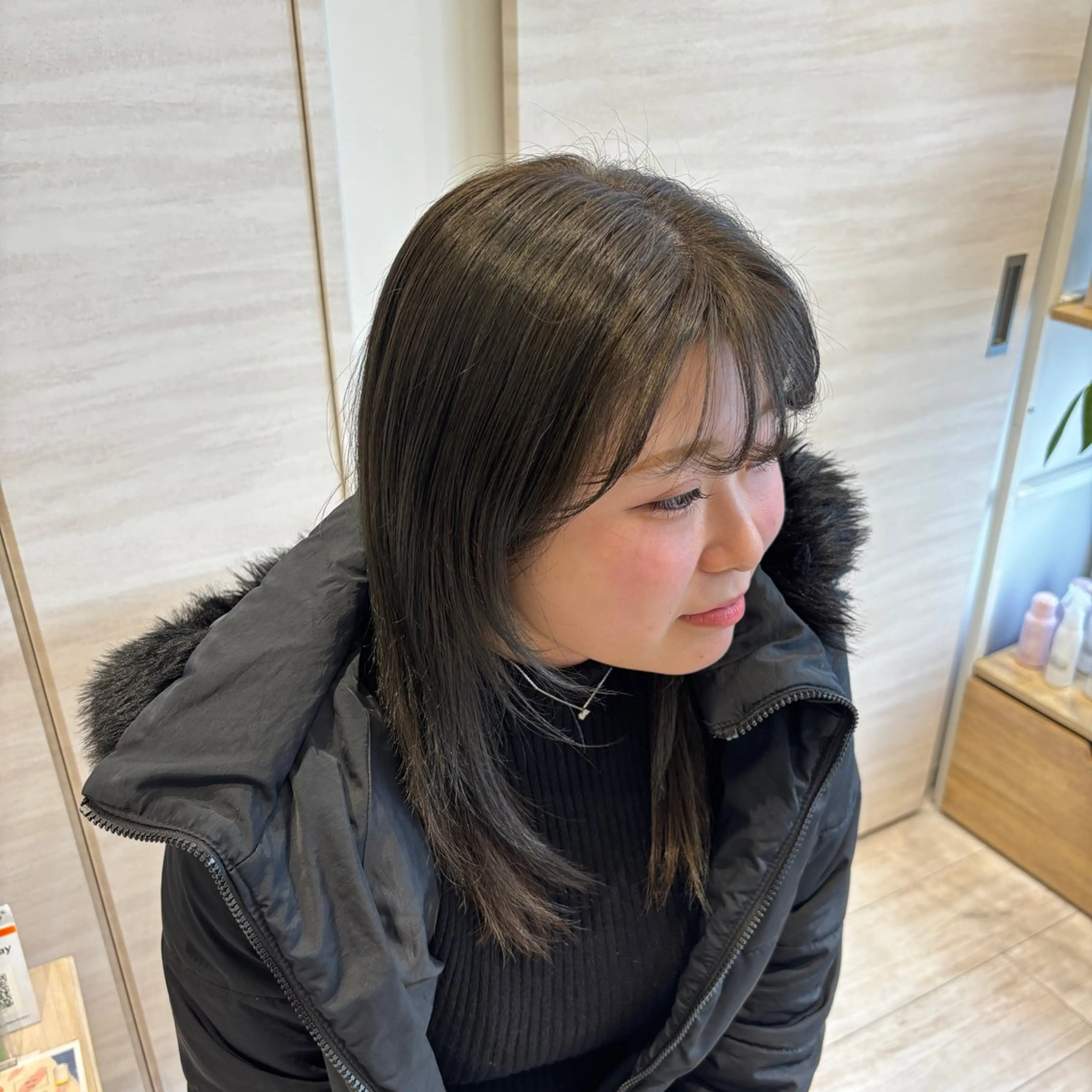 ミディアム カラー グレージュ オリーブグレージュ オリーブグレー Ｆ.まひろ🎀 暖色カラー／ベージュのヘアスタイル