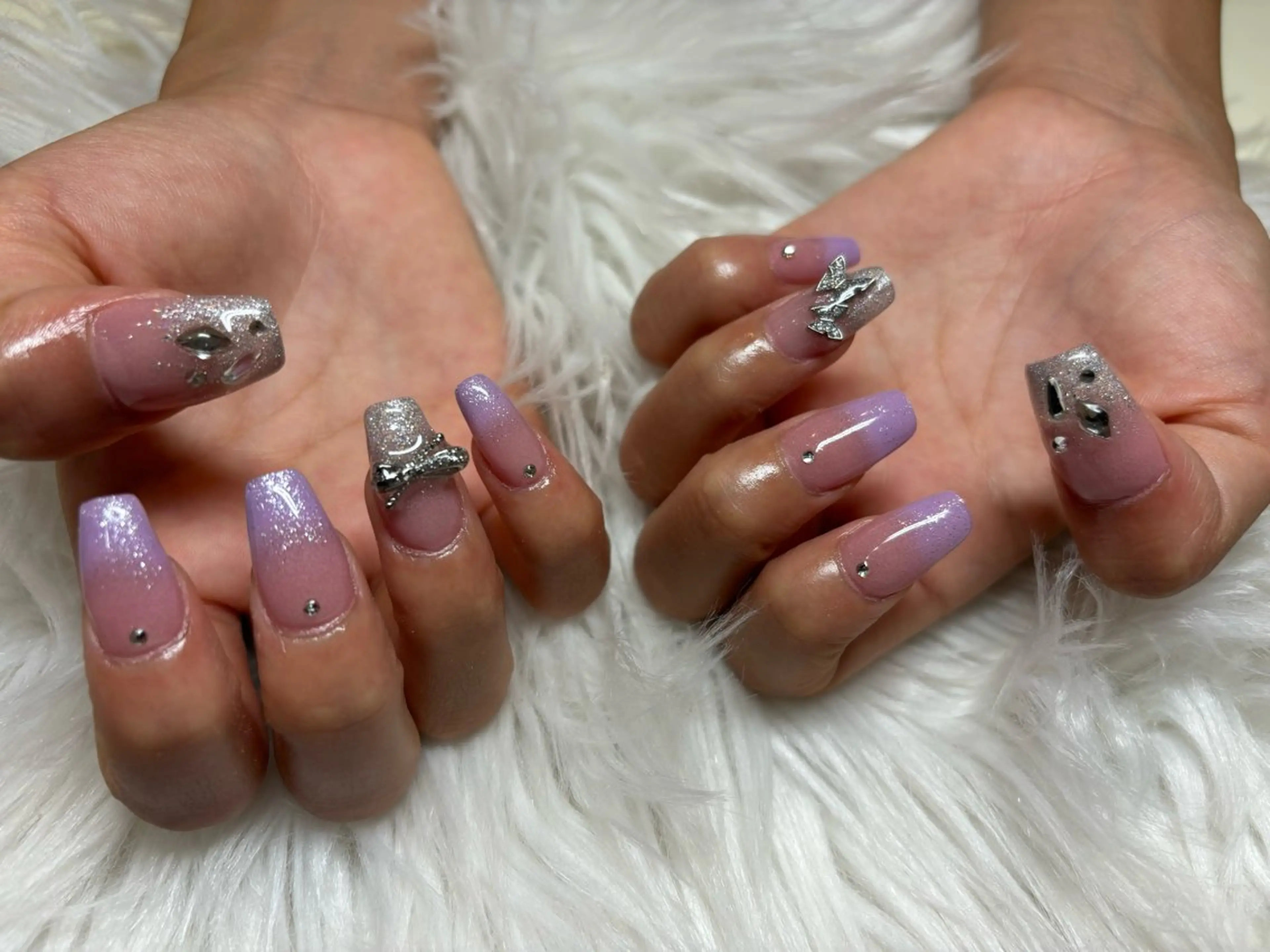 ネイル SOARE🤍 🤍のネイルデザイン