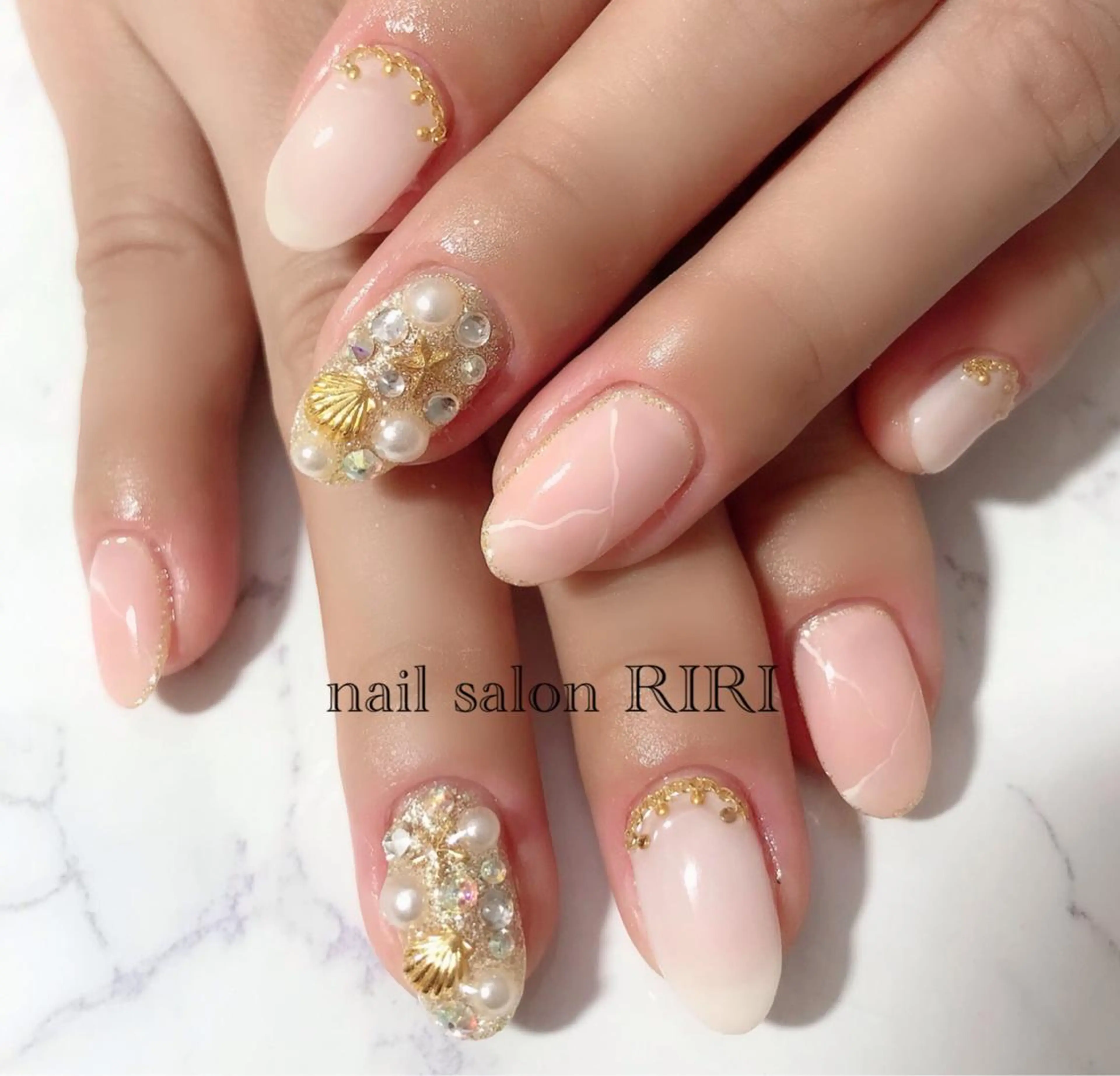 ネイル 大理石ネイル(マーブル) ストーンネイル private  nail  salon RIRI所属・RIRI リリのネイルデザイン