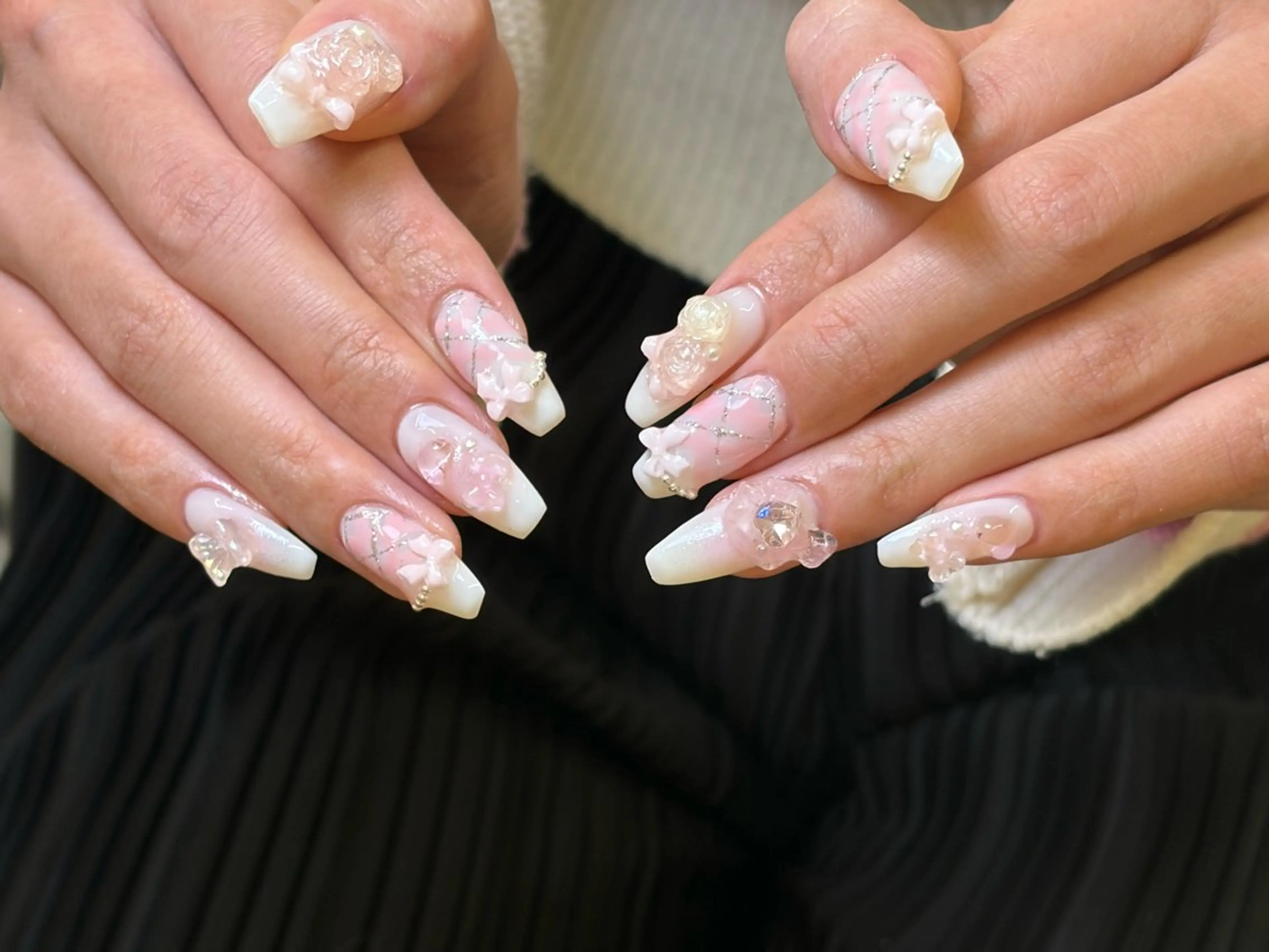 ネイル J&C Nail Salon吉祥寺所属・Yu  Ki ネイルのネイルデザイン