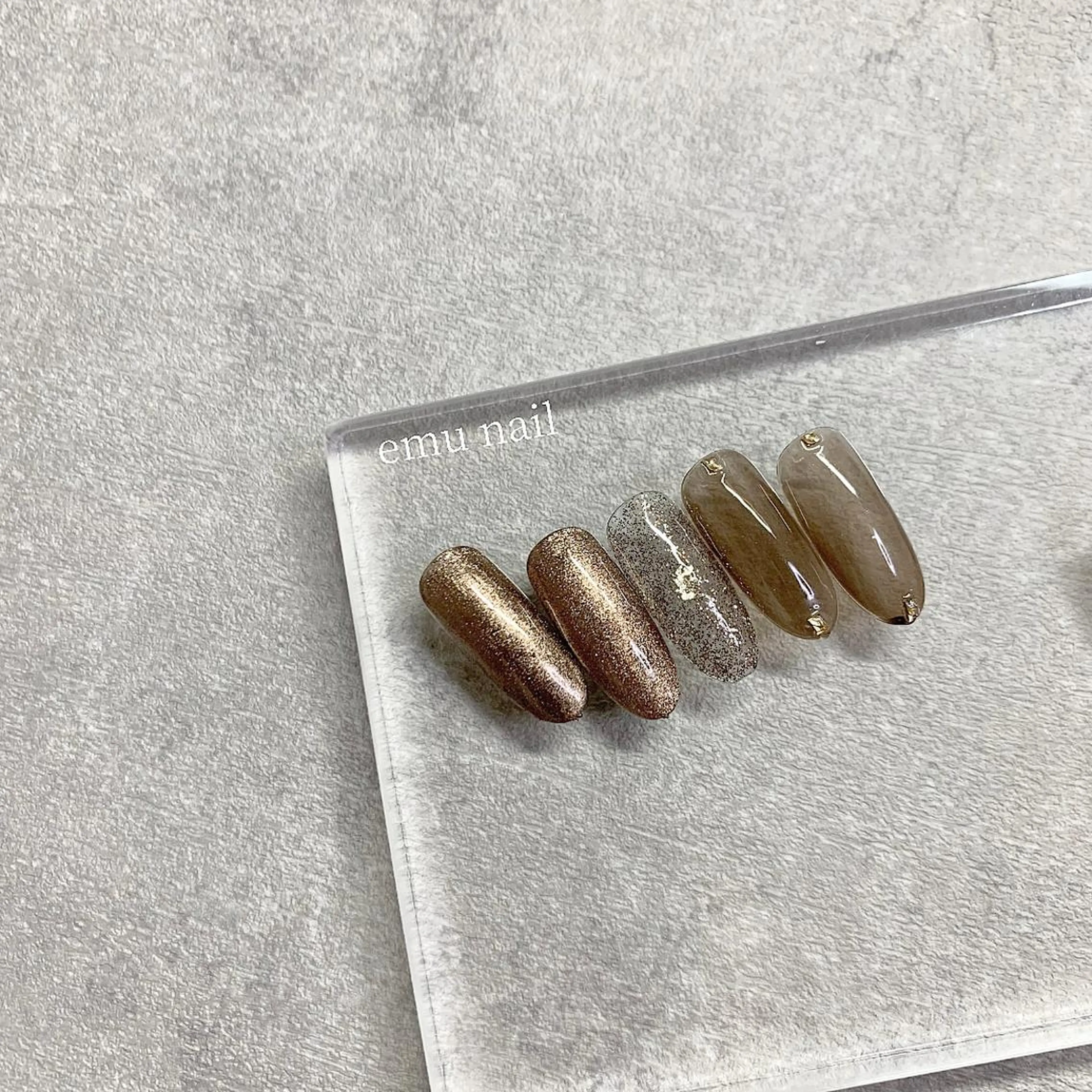 ネイル ブラウン emu nailのネイルデザイン