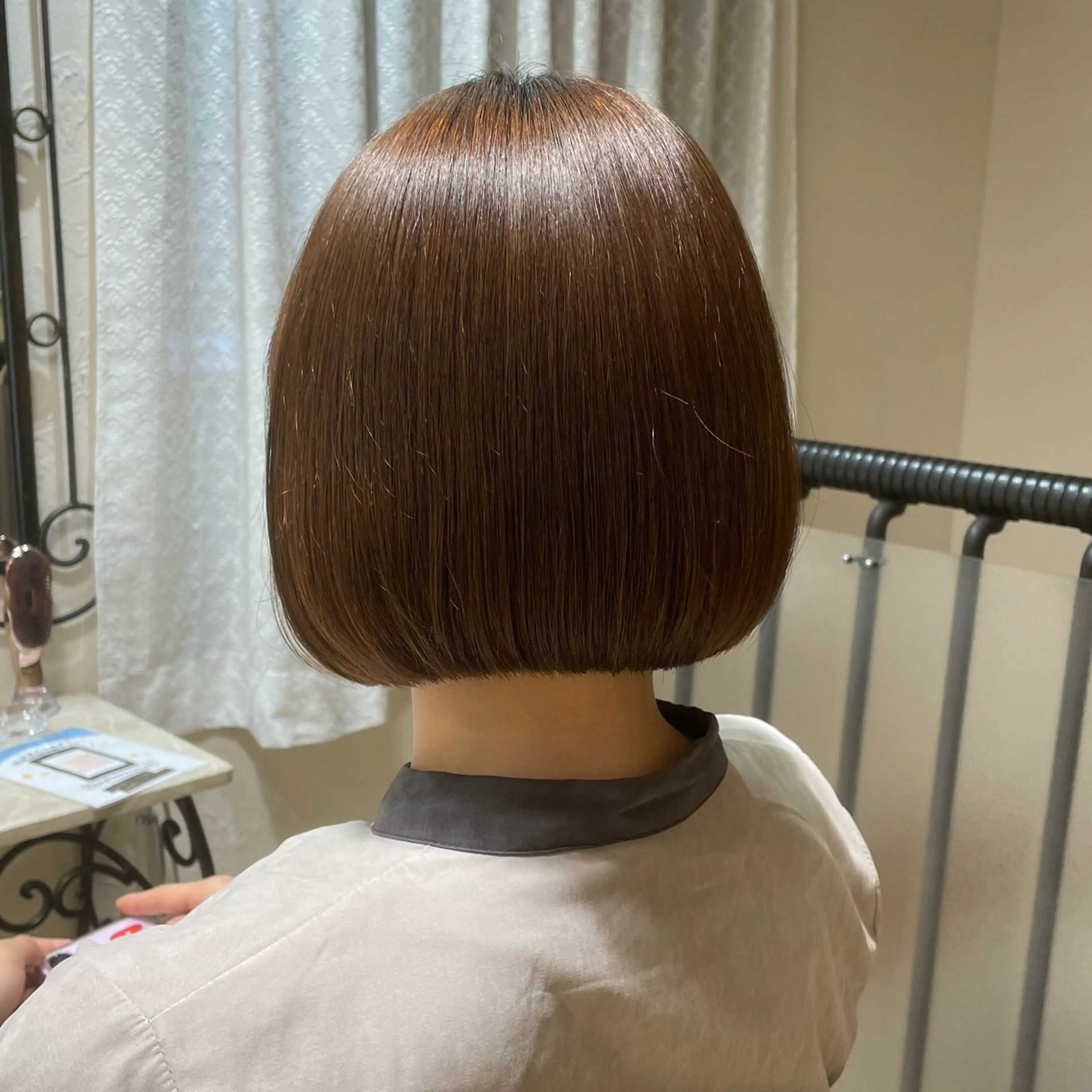 カット(ボブの方のみ)の写真