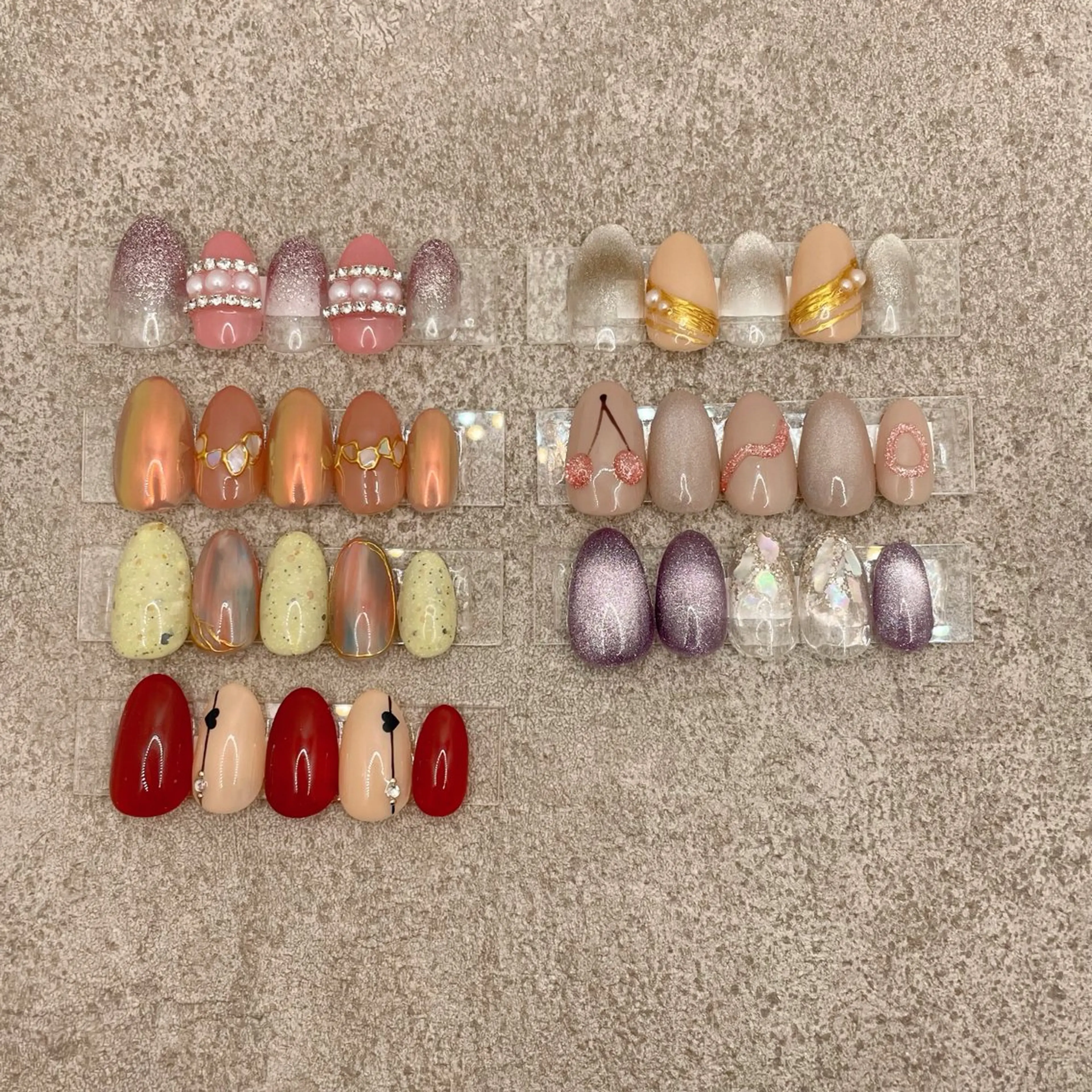 ネイル ハンドネイル nailroom DIASOMNIAのネイルデザイン