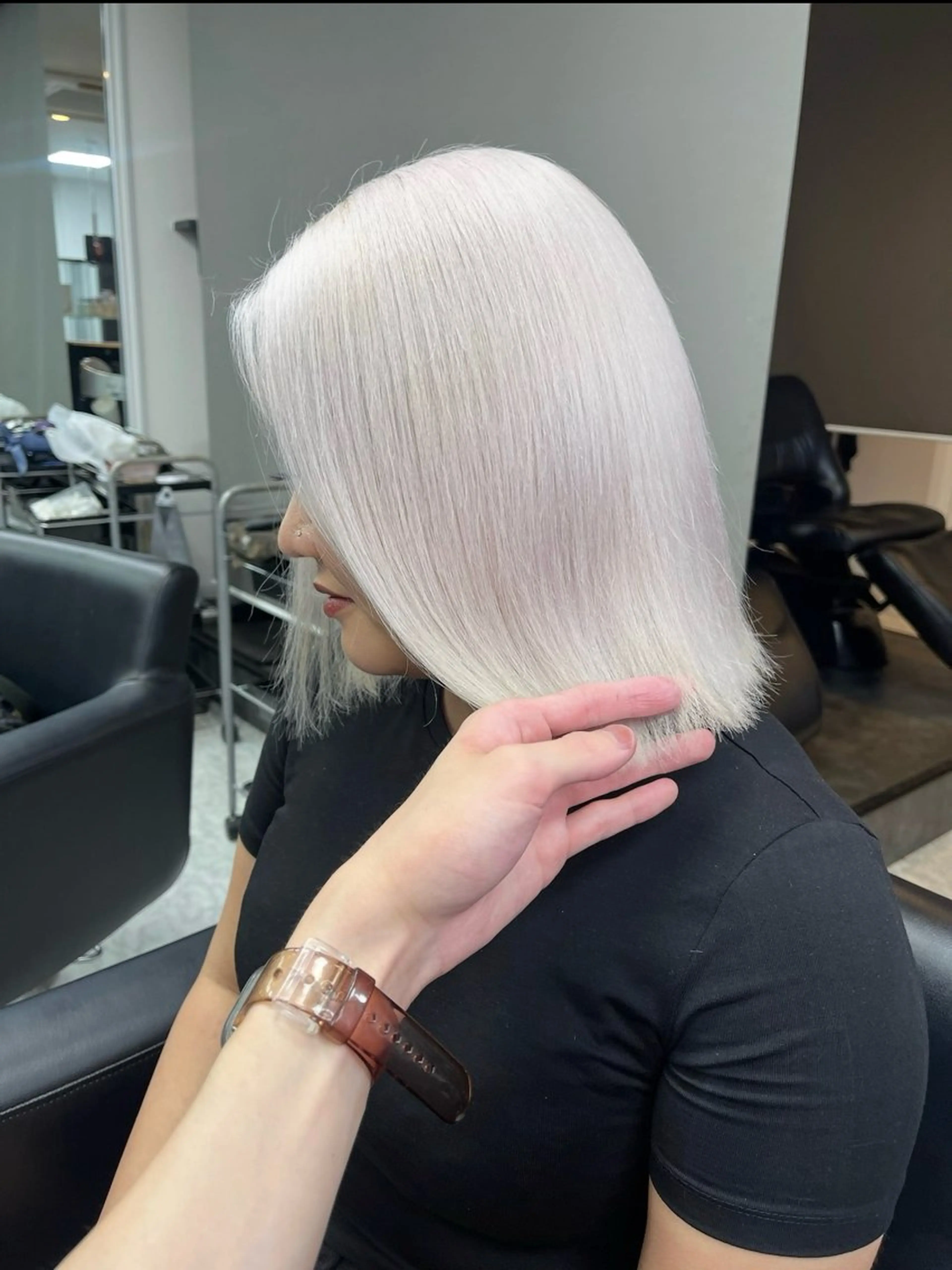 ミディアム カラー ヘアカラー トリートメント エクステ SWAY所属・SWAY / ヒカルのヘアスタイル