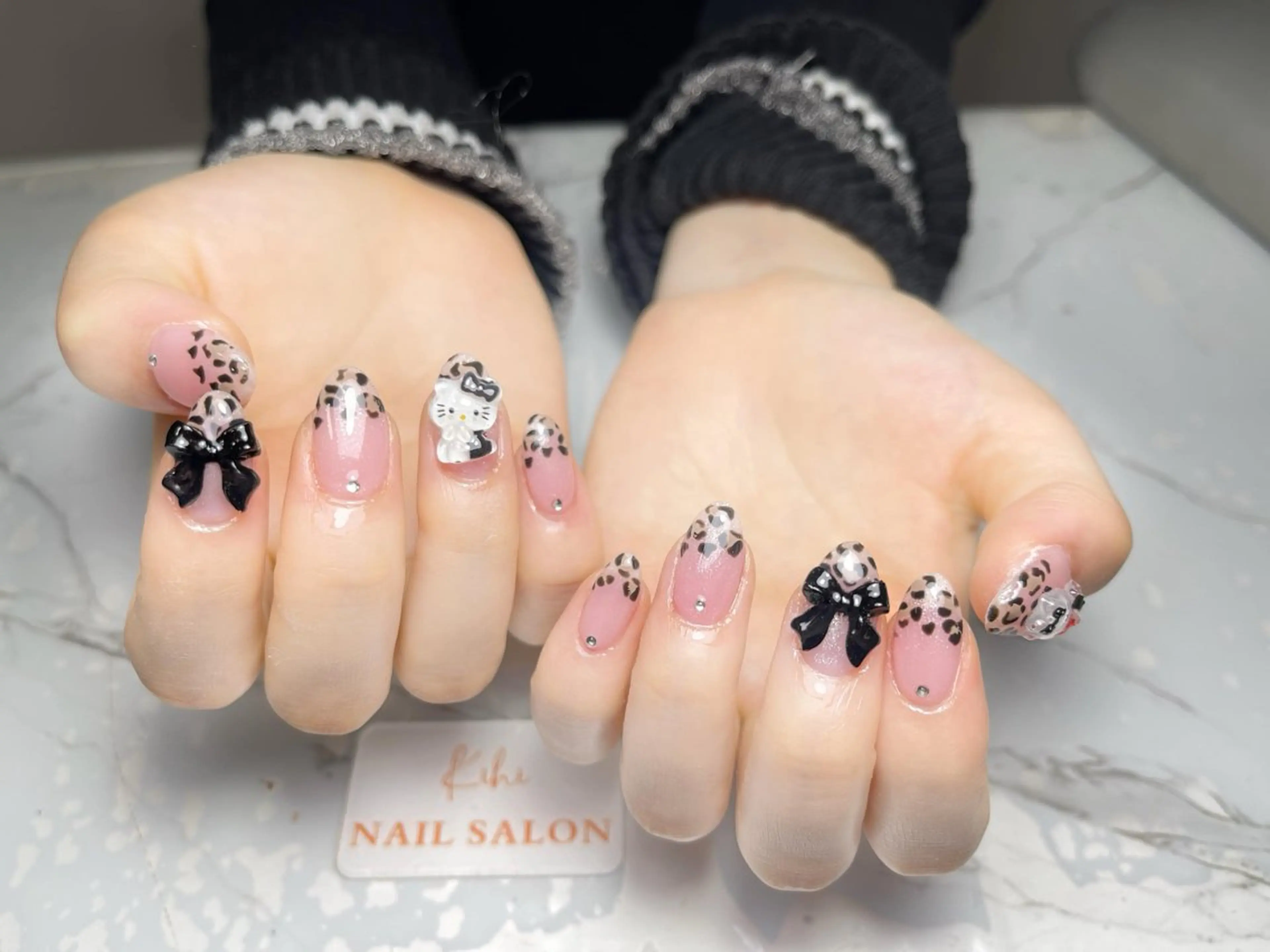 ネイル アートネイル フレンチネイル ジェルネイル グラデーション 韓国ネイル ハンドネイル 💕鈴木ユリ パラジェル/オフ無料のネイルデザイン