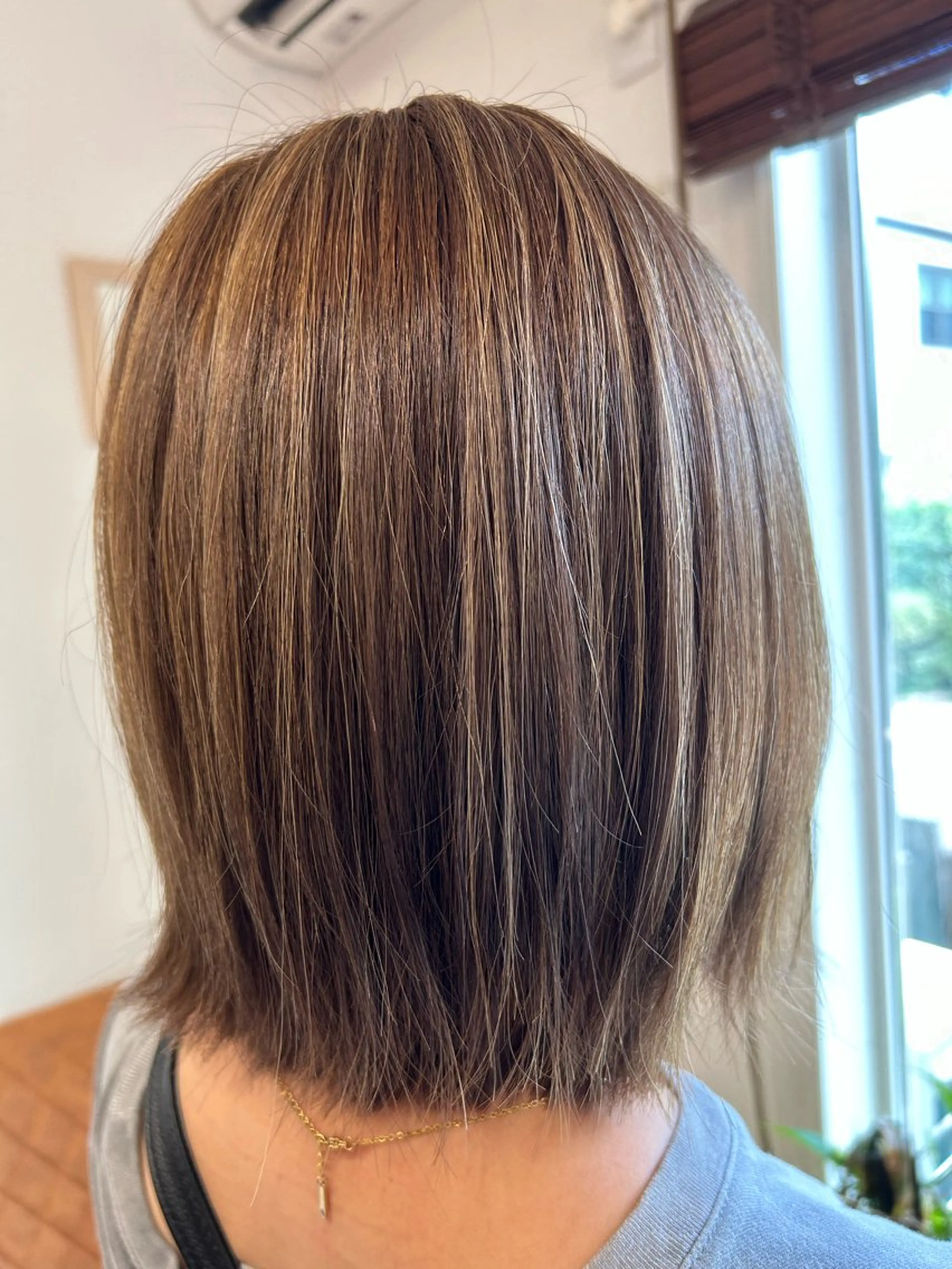 ミディアム カラー ハイライトカラー ハイライト gatto  nero所属・【似合わせカット 】🦋岩崎 美保🐾のヘアスタイル