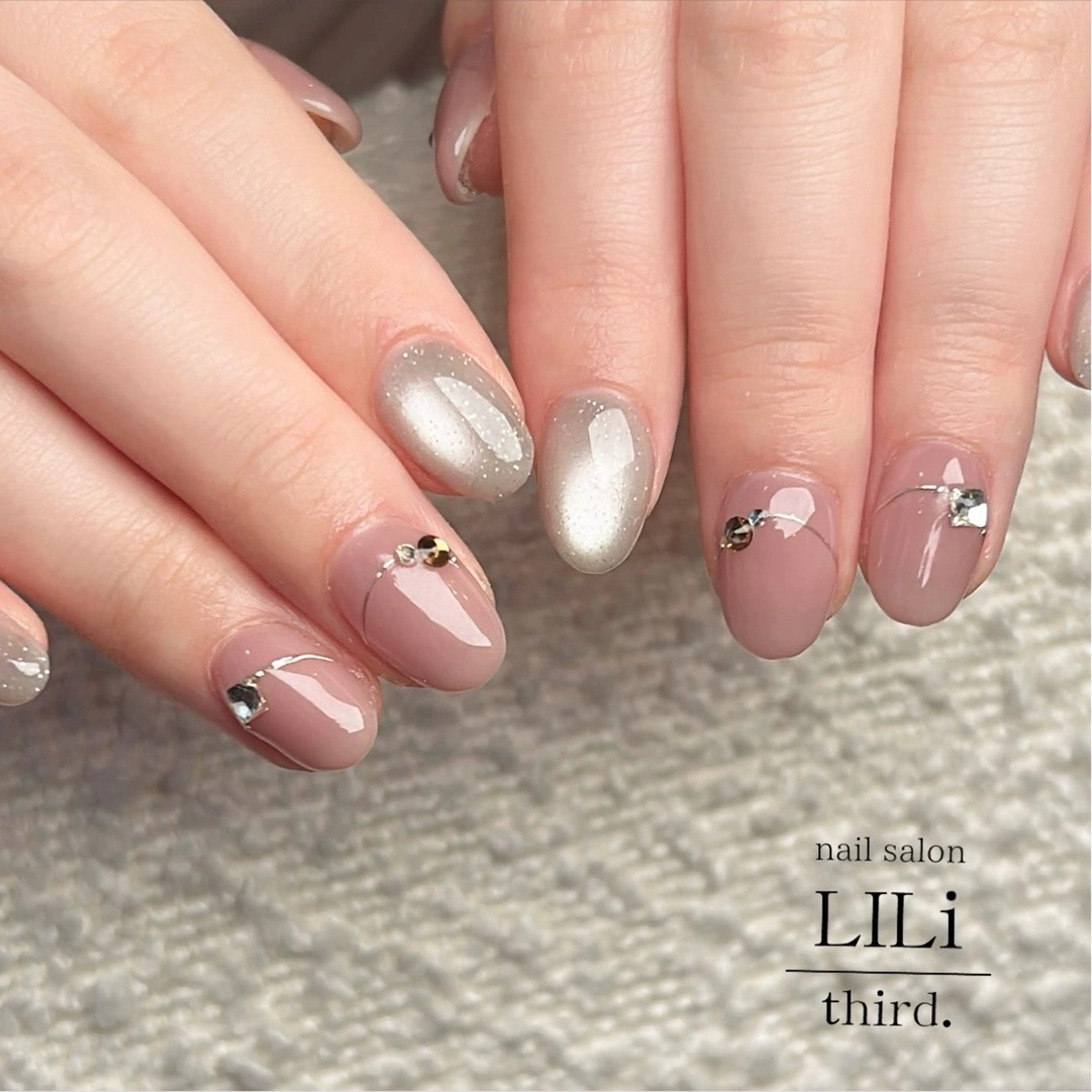 ネイル ミラーネイル ハンドネイル nail salon LILi third.所属・Saya ᵕ̈*のネイルデザイン