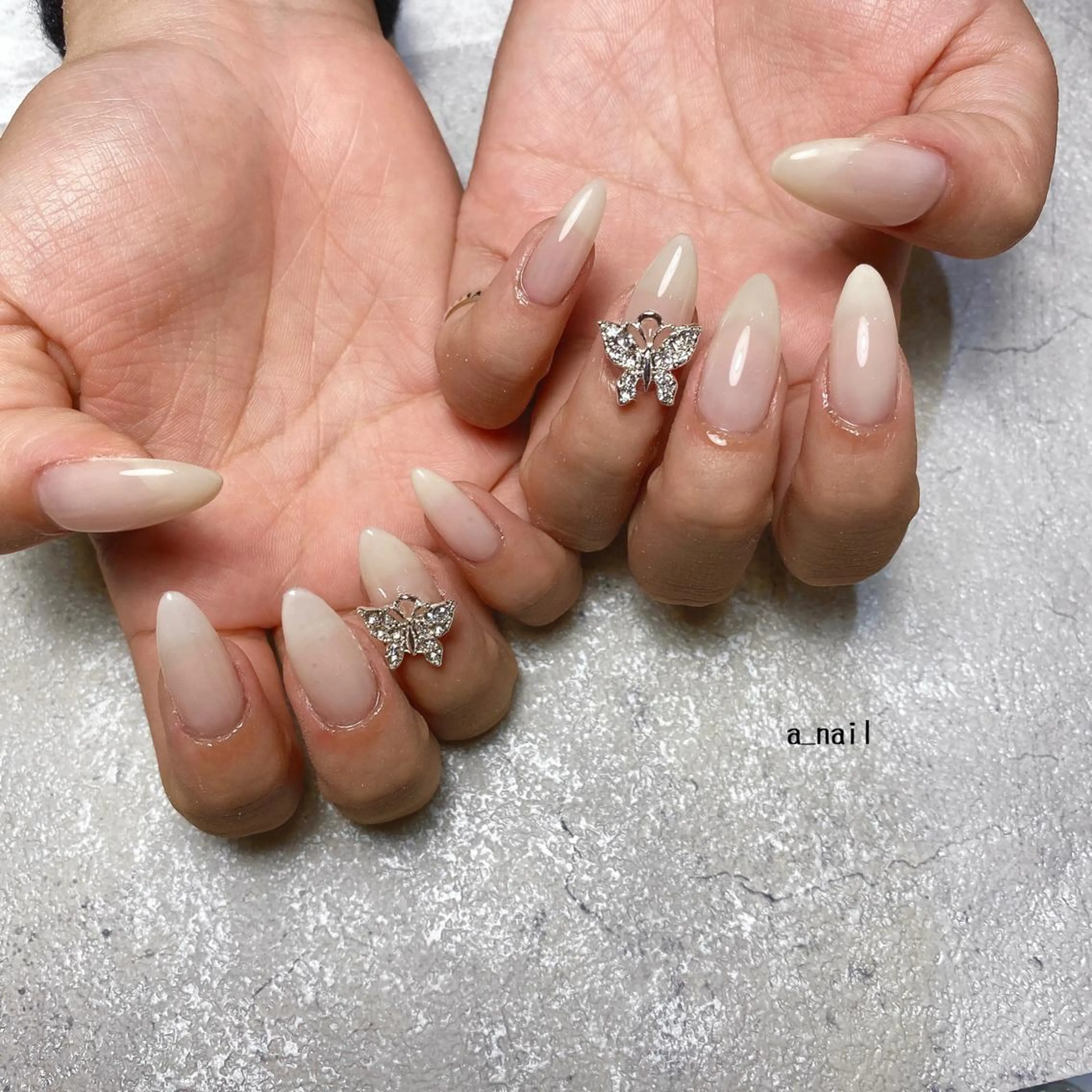 ネイル シンプルネイル 菅 恵奈のネイルデザイン