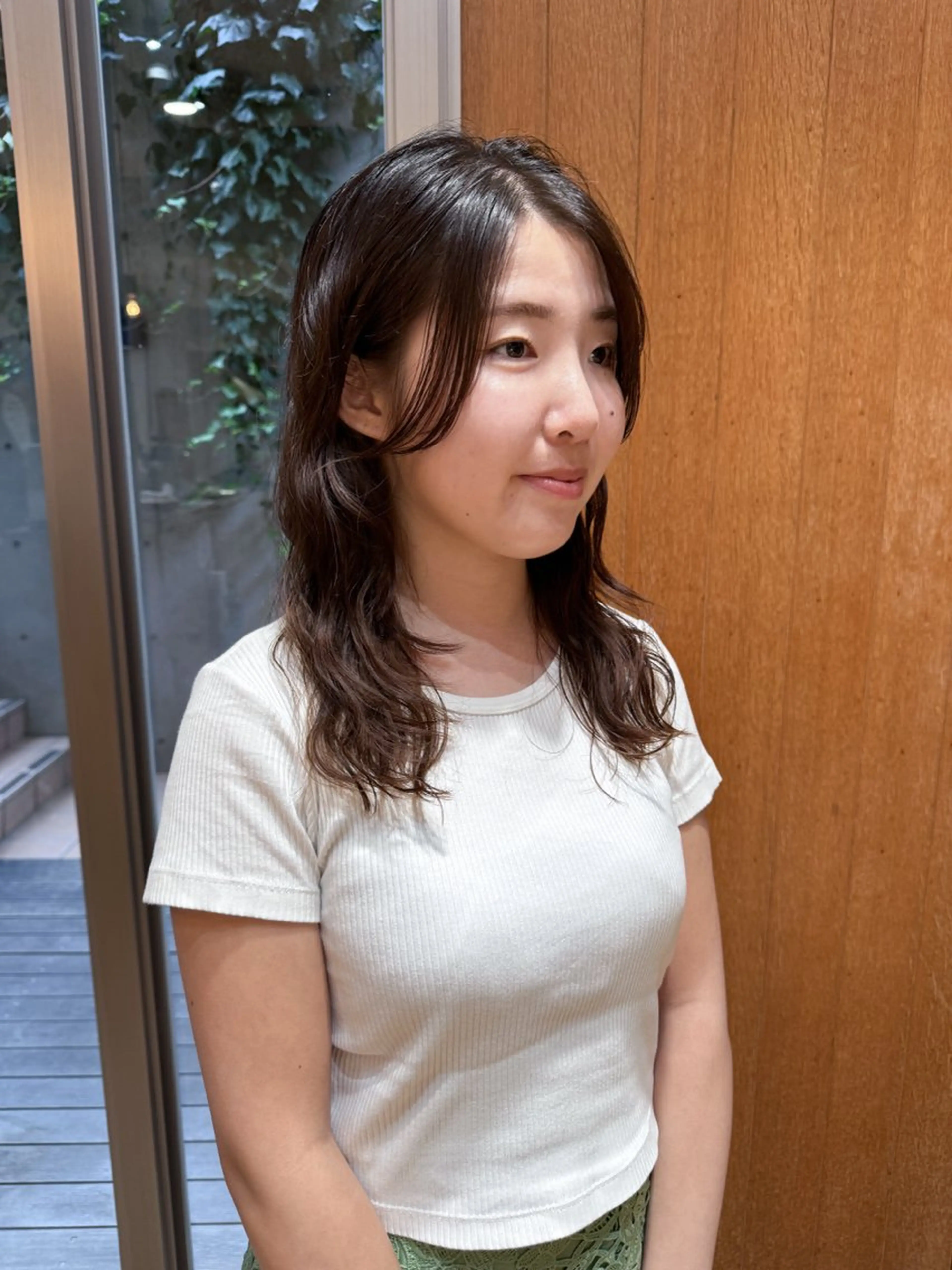 ミディアム パーマ ミディアムパーマ カット パーマ 大橋 芽衣のヘアスタイル