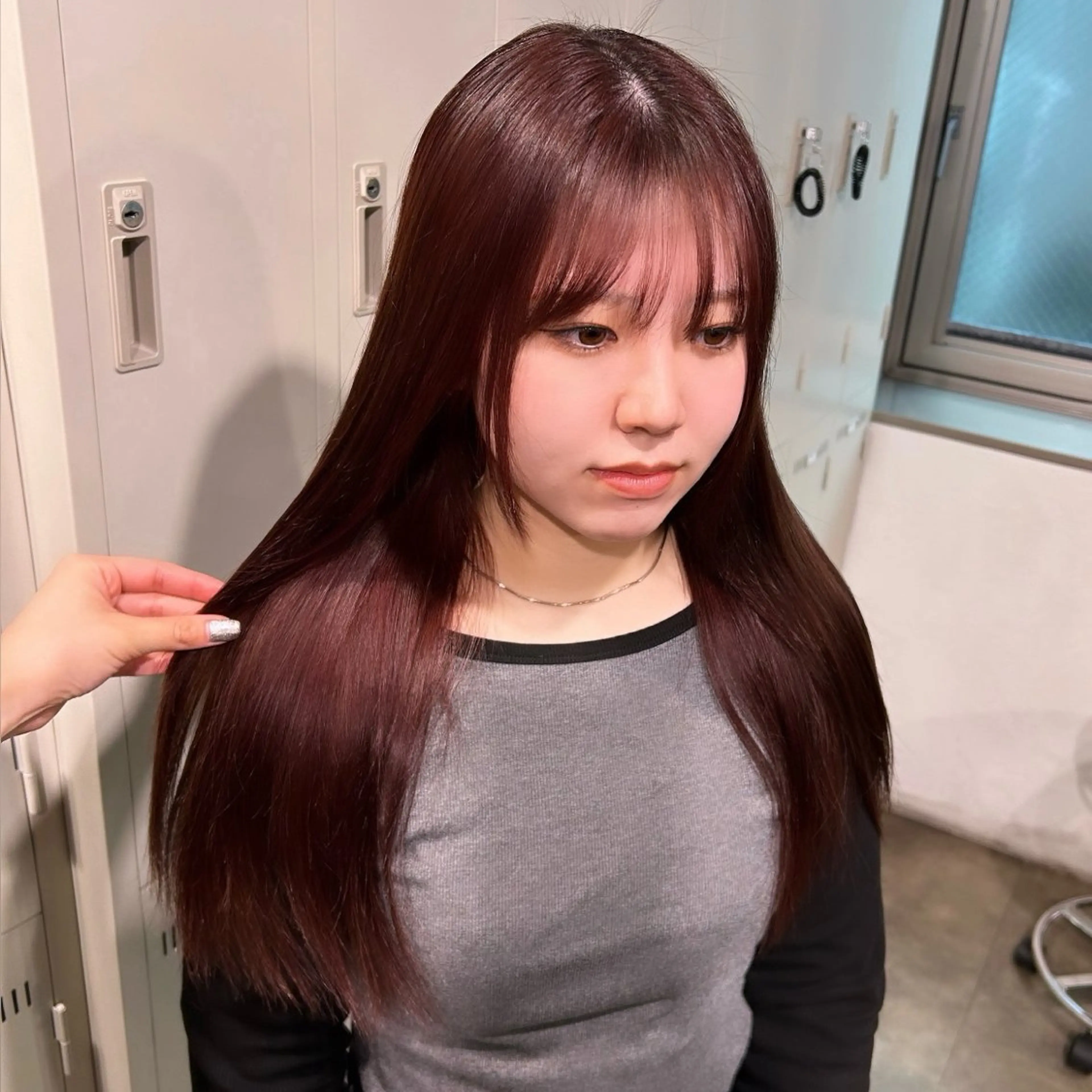 セミロング IS所属・横浜美容室/透明感 カラー/レイヤーのヘアスタイル