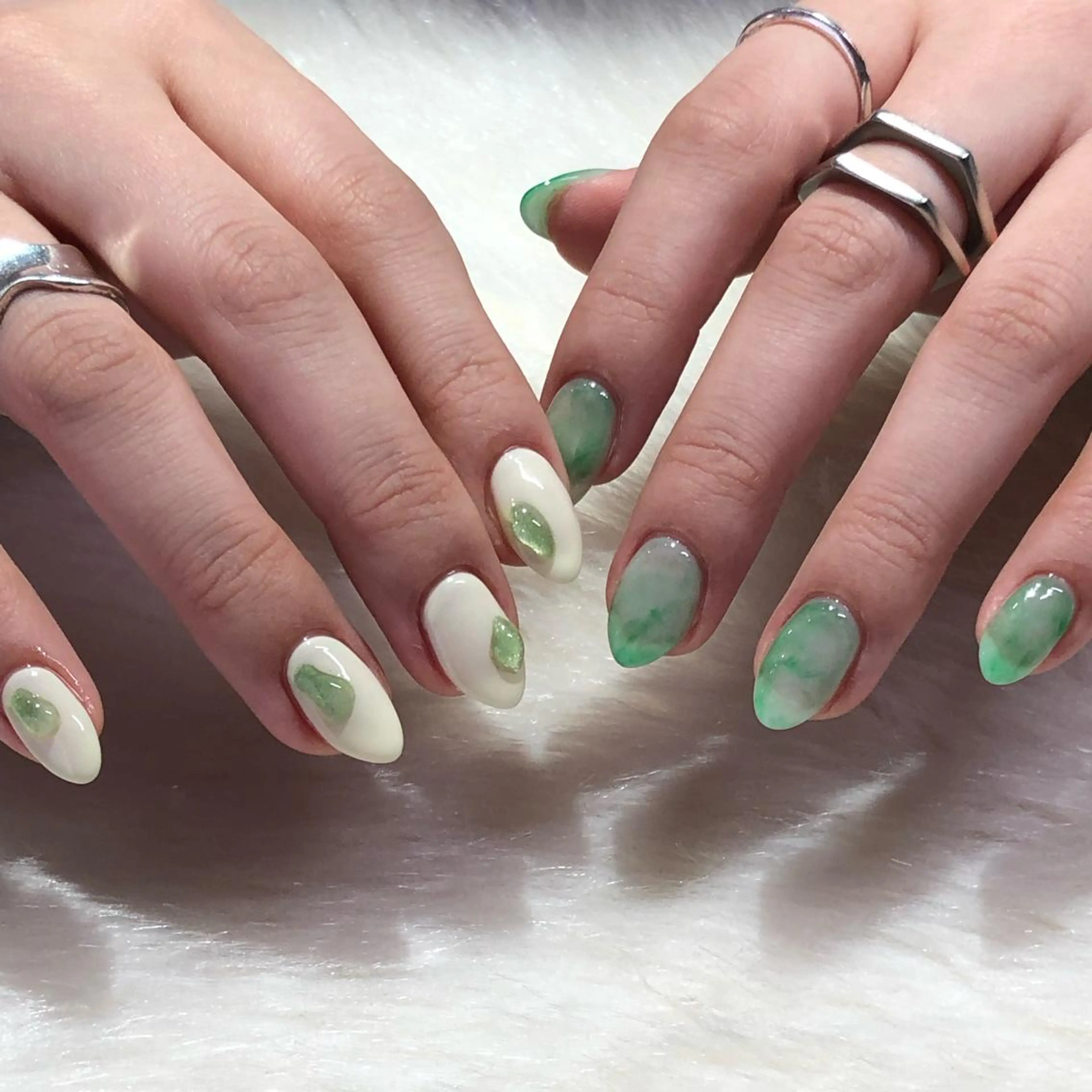 ネイル ハンドネイル フットネイル ハンドケア Nes.Nail所属・Miyagi Asamiのネイルデザイン