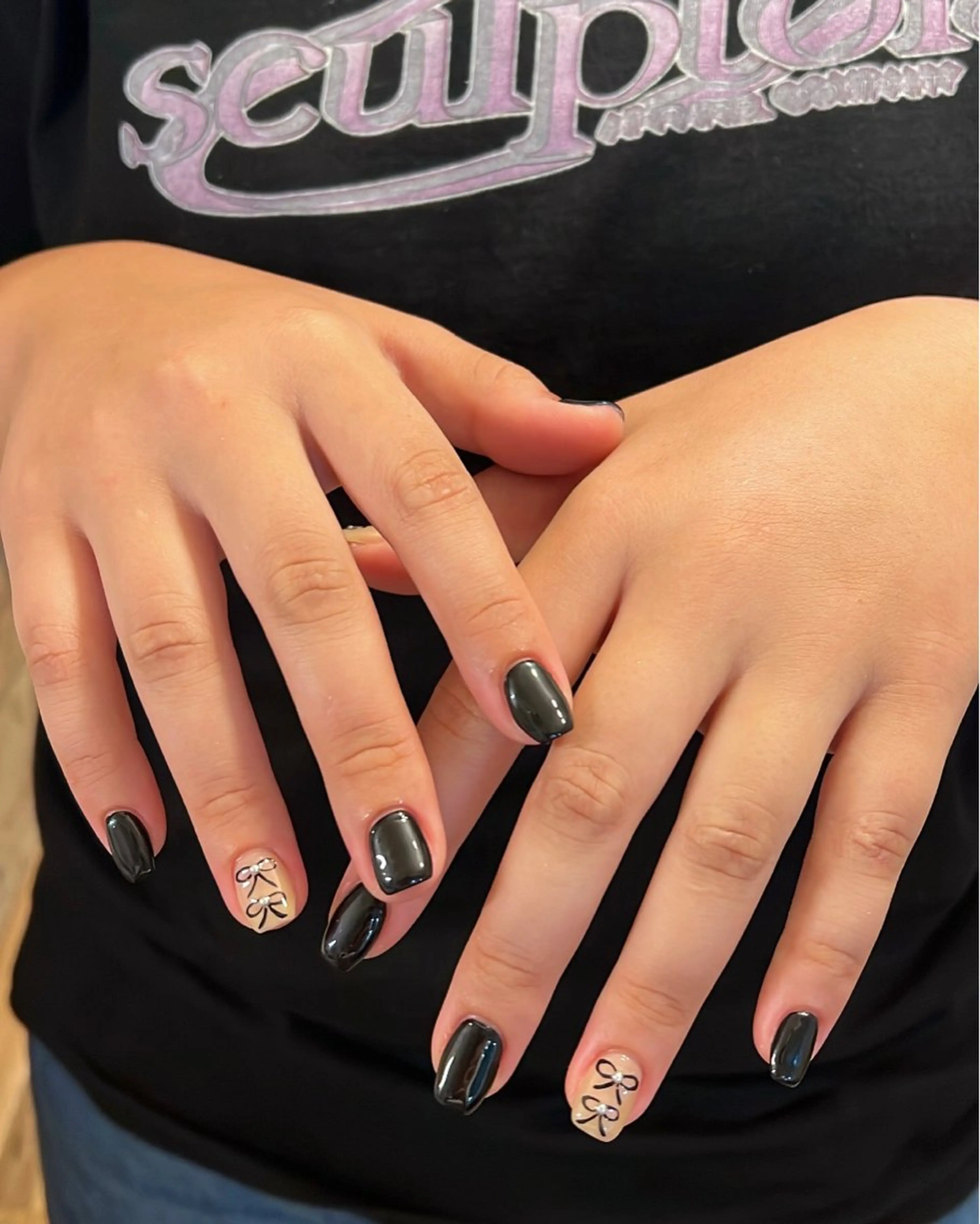 ネイル ハンドネイル フットネイル ハンドケア Nes.Nail所属・Miyagi Asamiのネイルデザイン