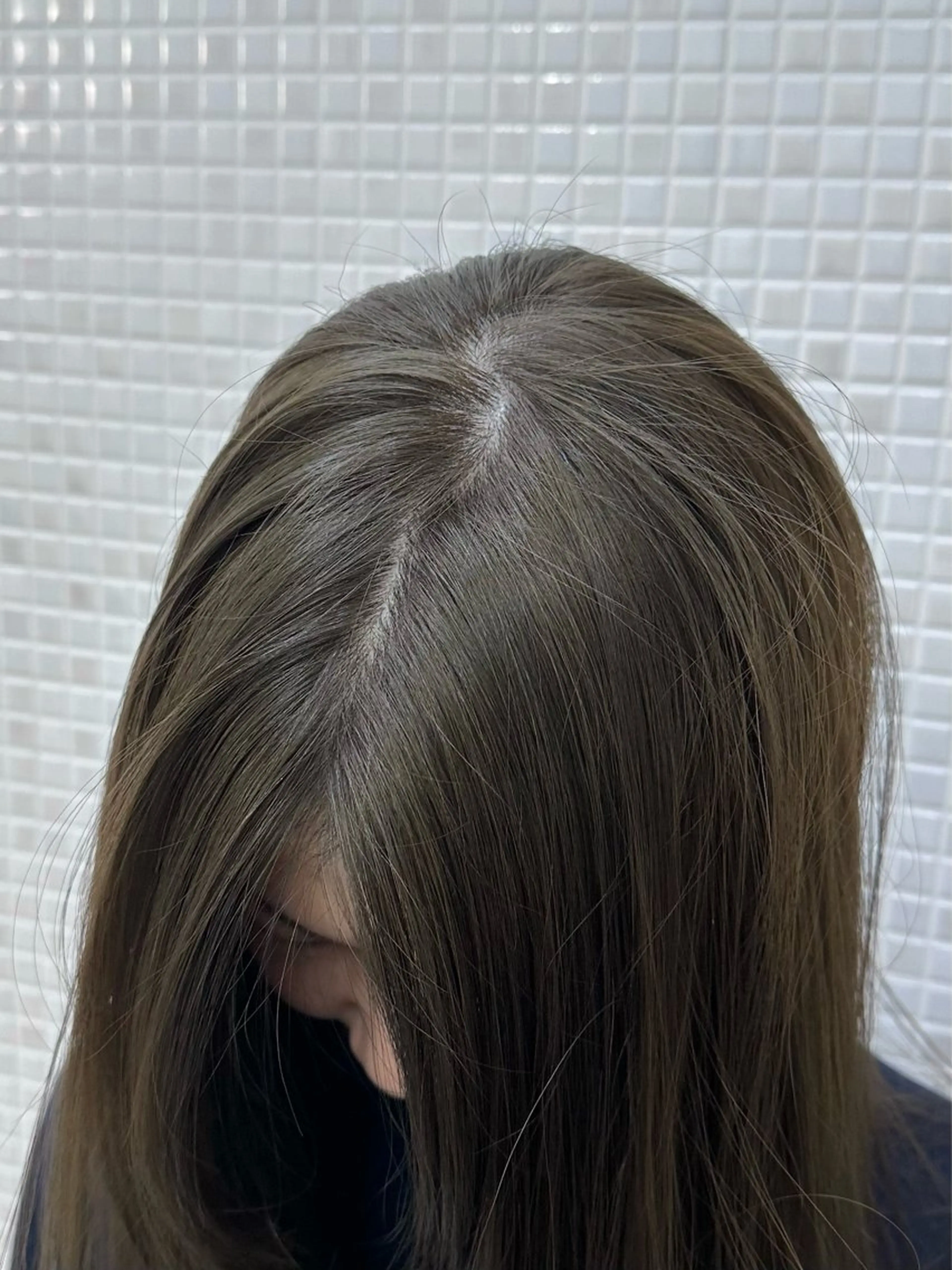 ロング カラー ブリーチ ダブルカラー ブリーチなしカラー カット ヘアカラー トリートメント ヘッドスパ 髪質改善・艶髪カラー 🌷miku🌷のヘアスタイル