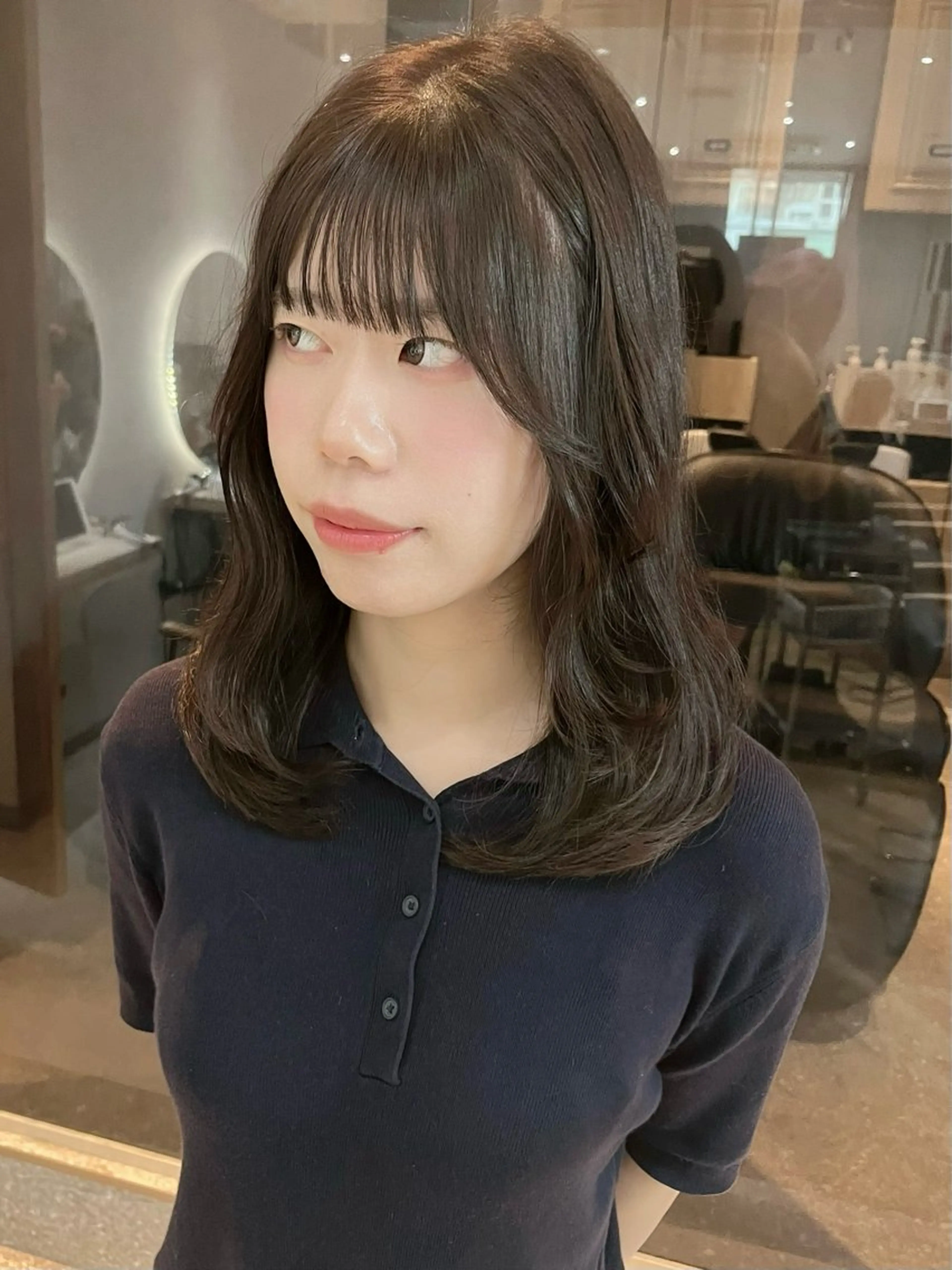 セミロング カット ヘアカラー トリートメント 韓国レイヤー／顔周り ／ブリーチことこのヘアスタイル