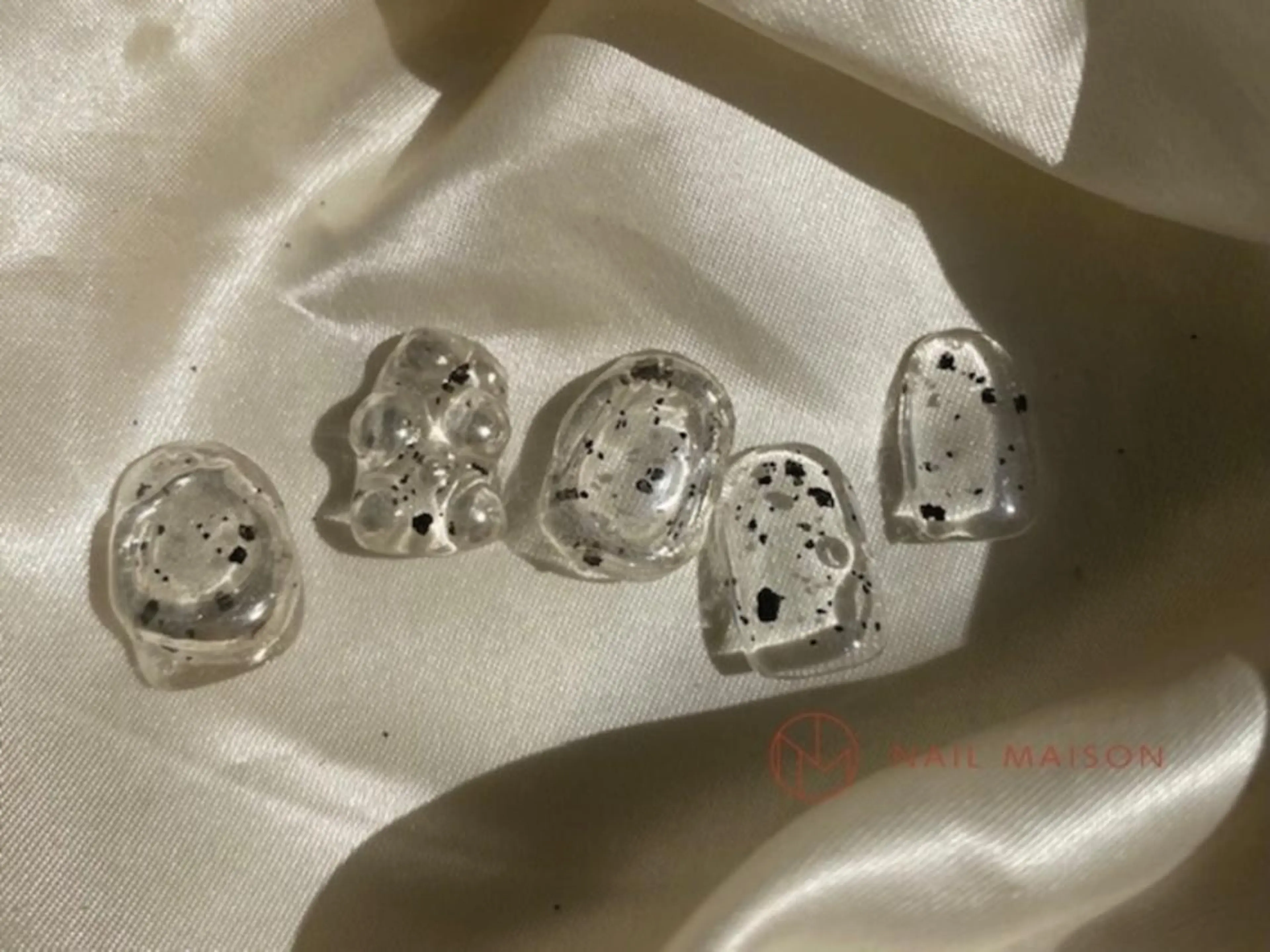 ネイル クリアネイル T RIRIKAのネイルデザイン