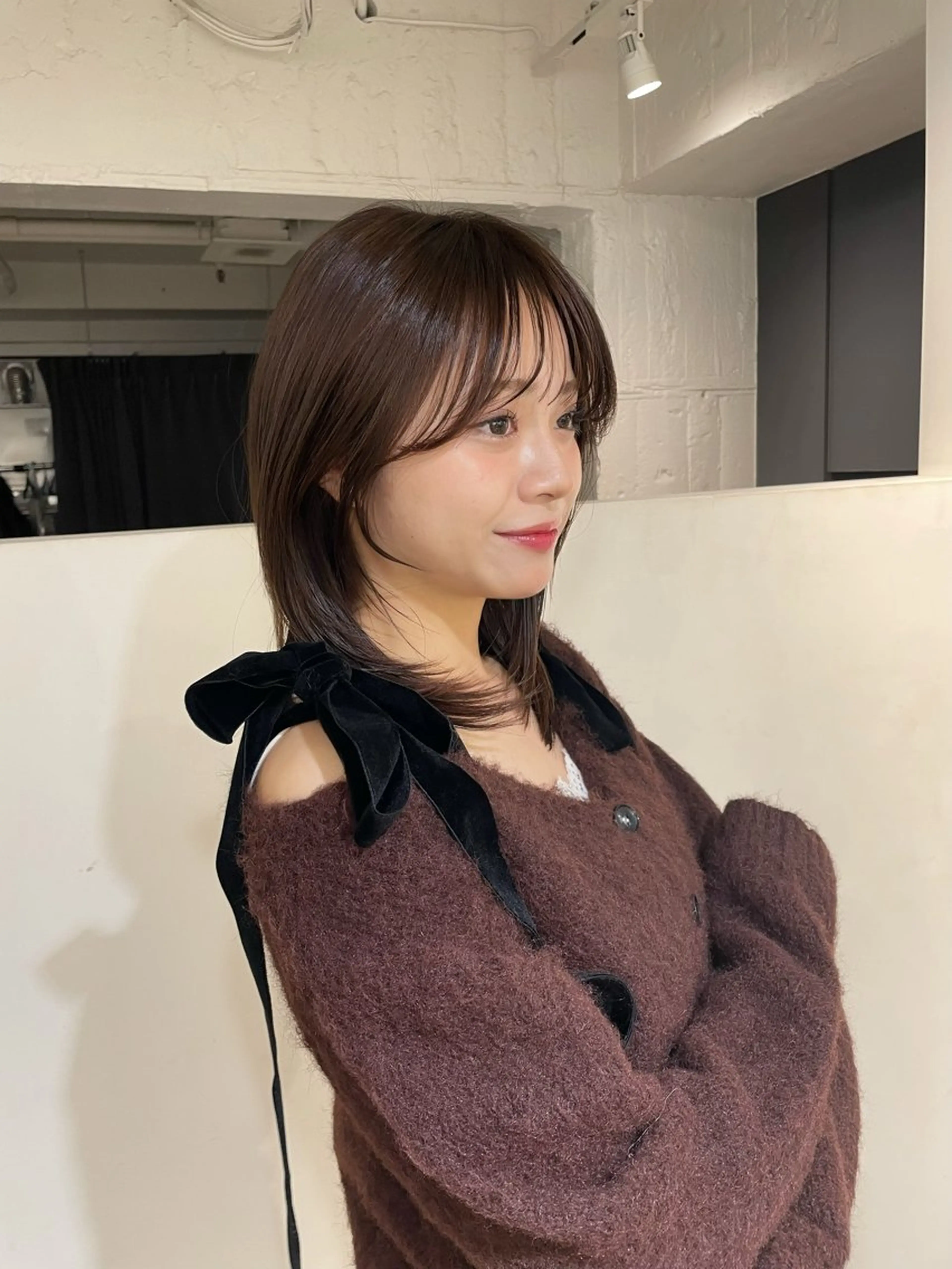 ミディアム SAKI 新宿のヘアスタイル