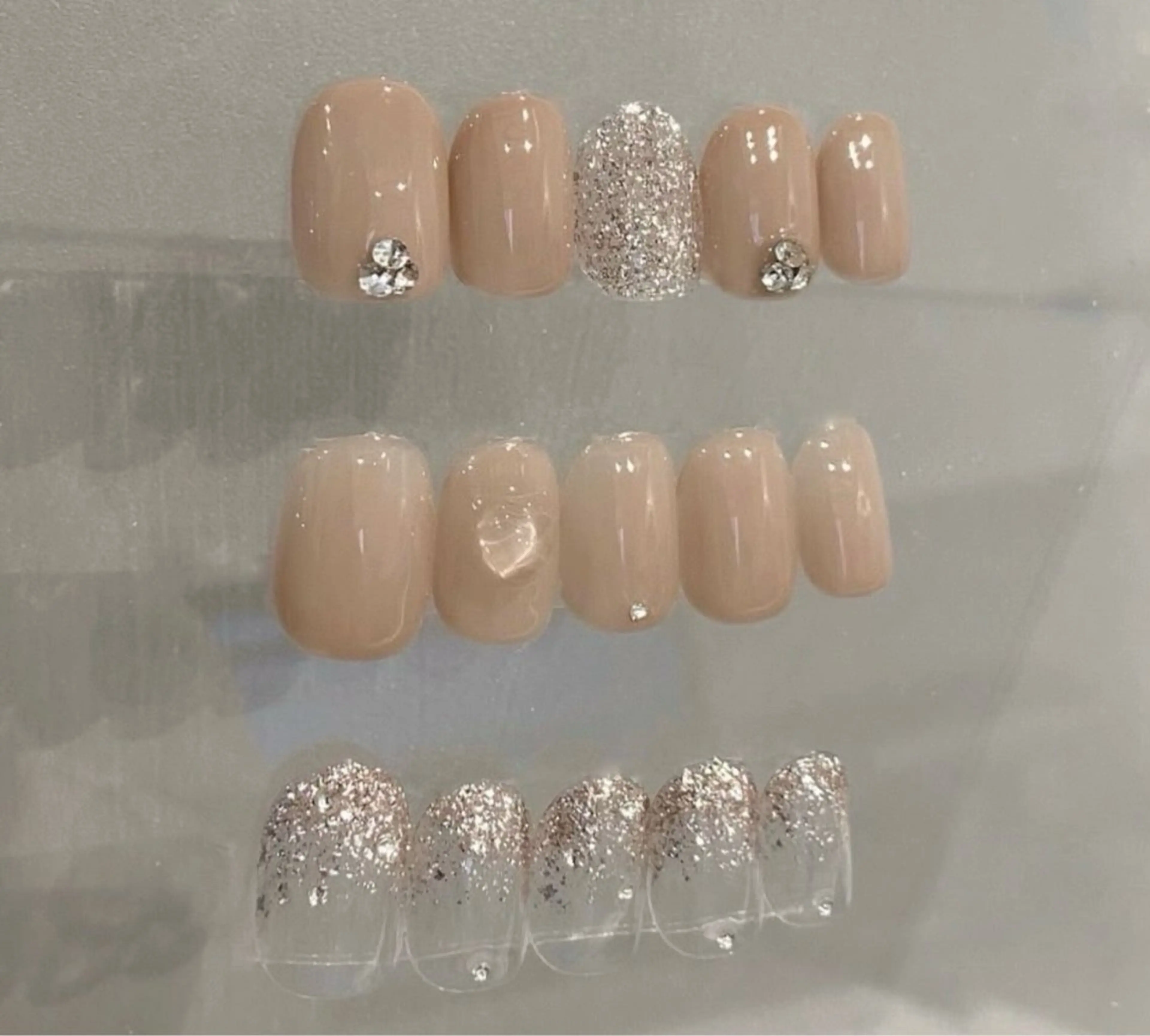 ネイル ハンドネイル ハンドケア UniqueNail 長さだし専門店のネイルデザイン