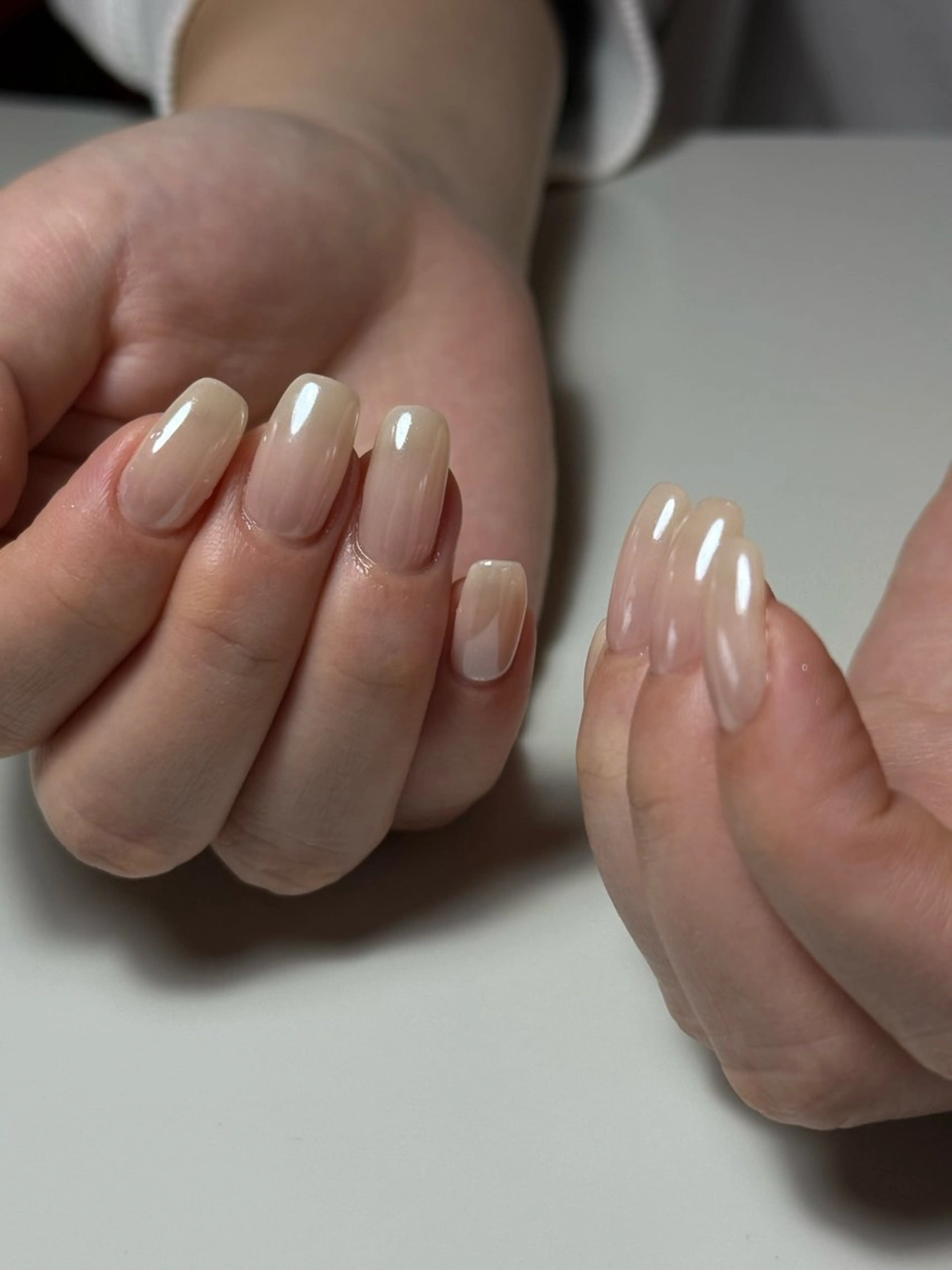ネイル オーロラネイル ワンカラーネイル nail atelier hiton所属・nailist 朱音のネイルデザイン