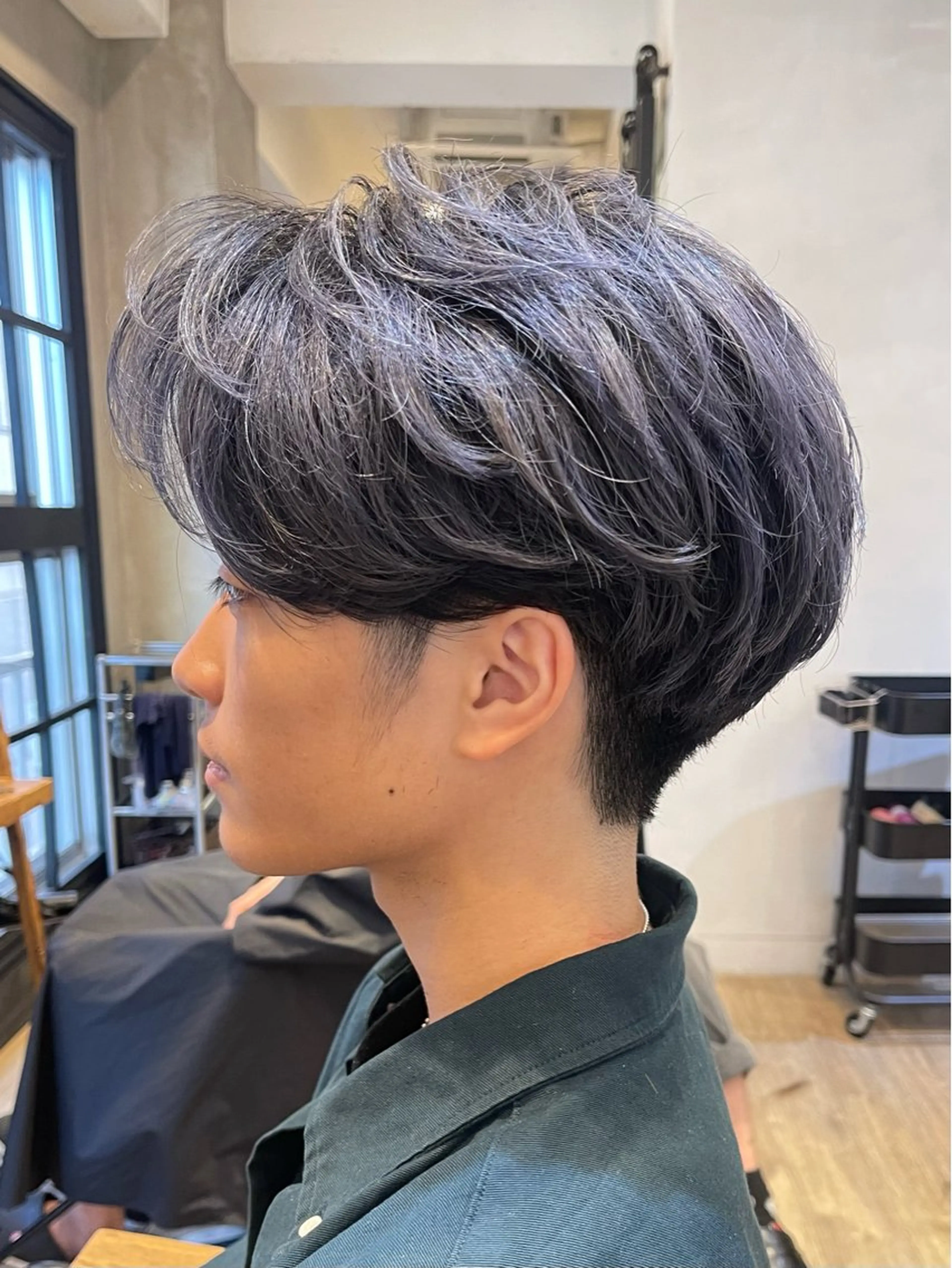 ショート パーマ メンズ ビジネス フェードカット メンズ韓国風 マッシュ メンズパーマ カット パーマ トリートメント ヘアセット amie高崎所属・高崎メンズパーマ 髪質改善TAKEのヘアスタイル