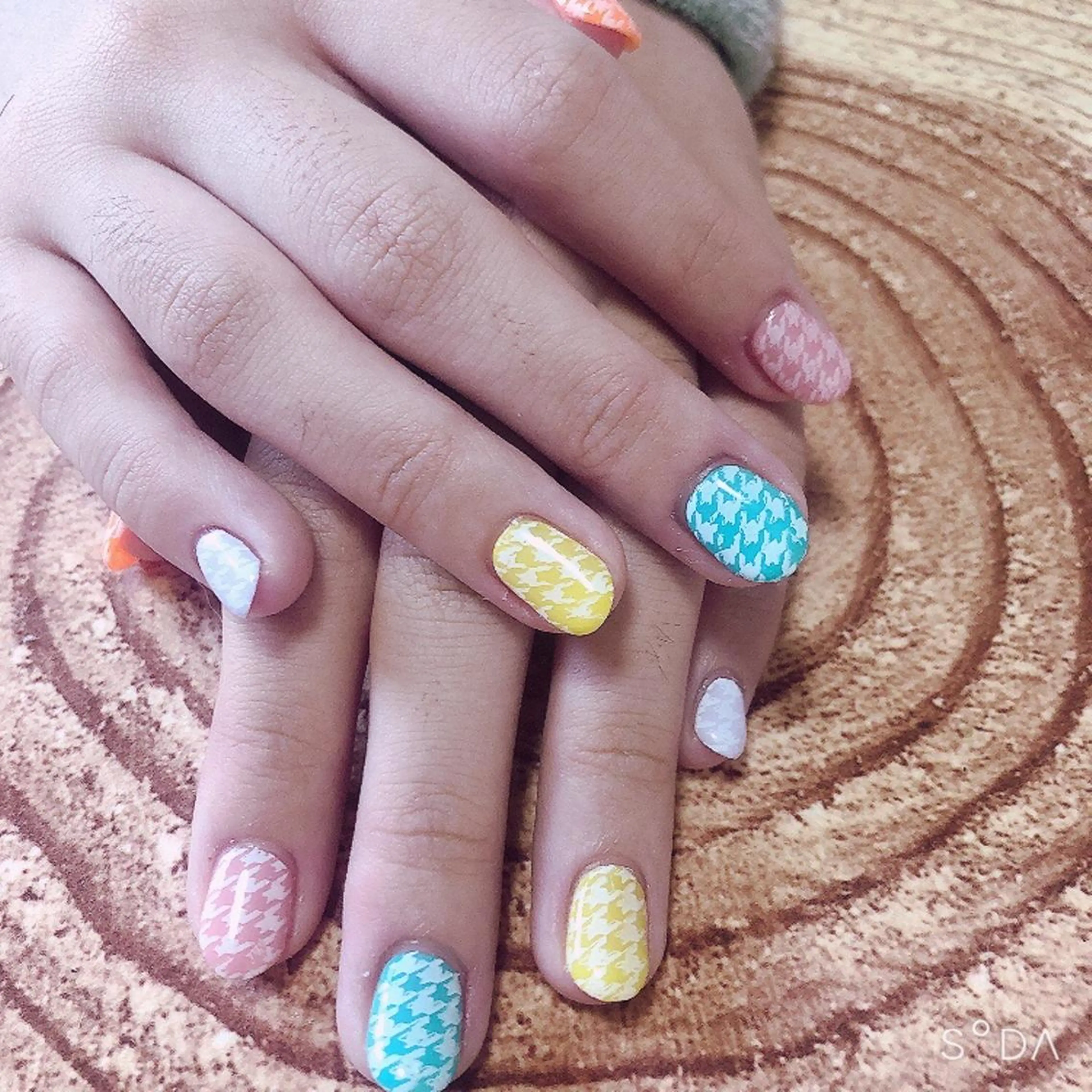 ネイル ハンドネイル 吉野✨ ネイルデザイナー✨のネイルデザイン