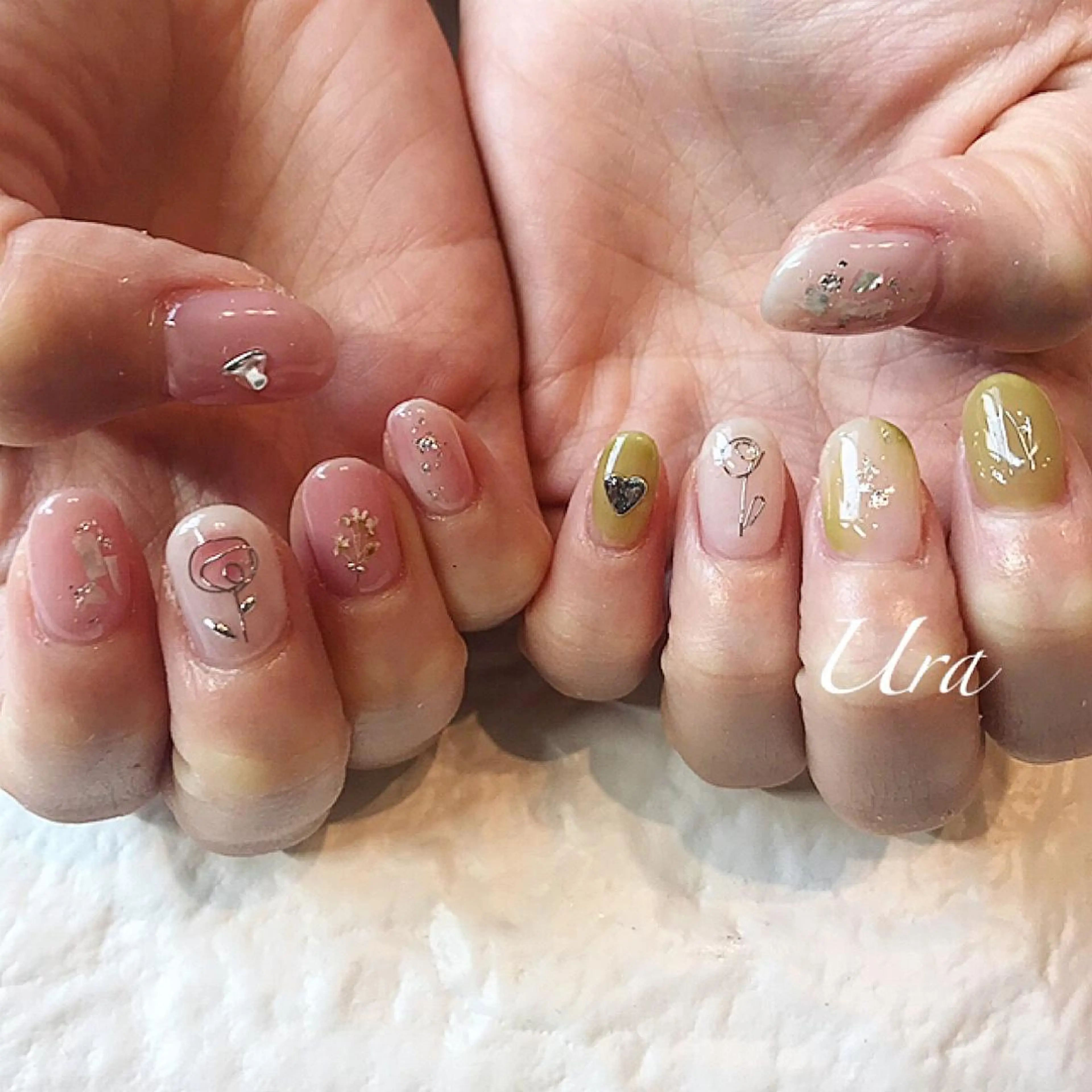ネイル UrakoNail 《nail》のネイルデザイン
