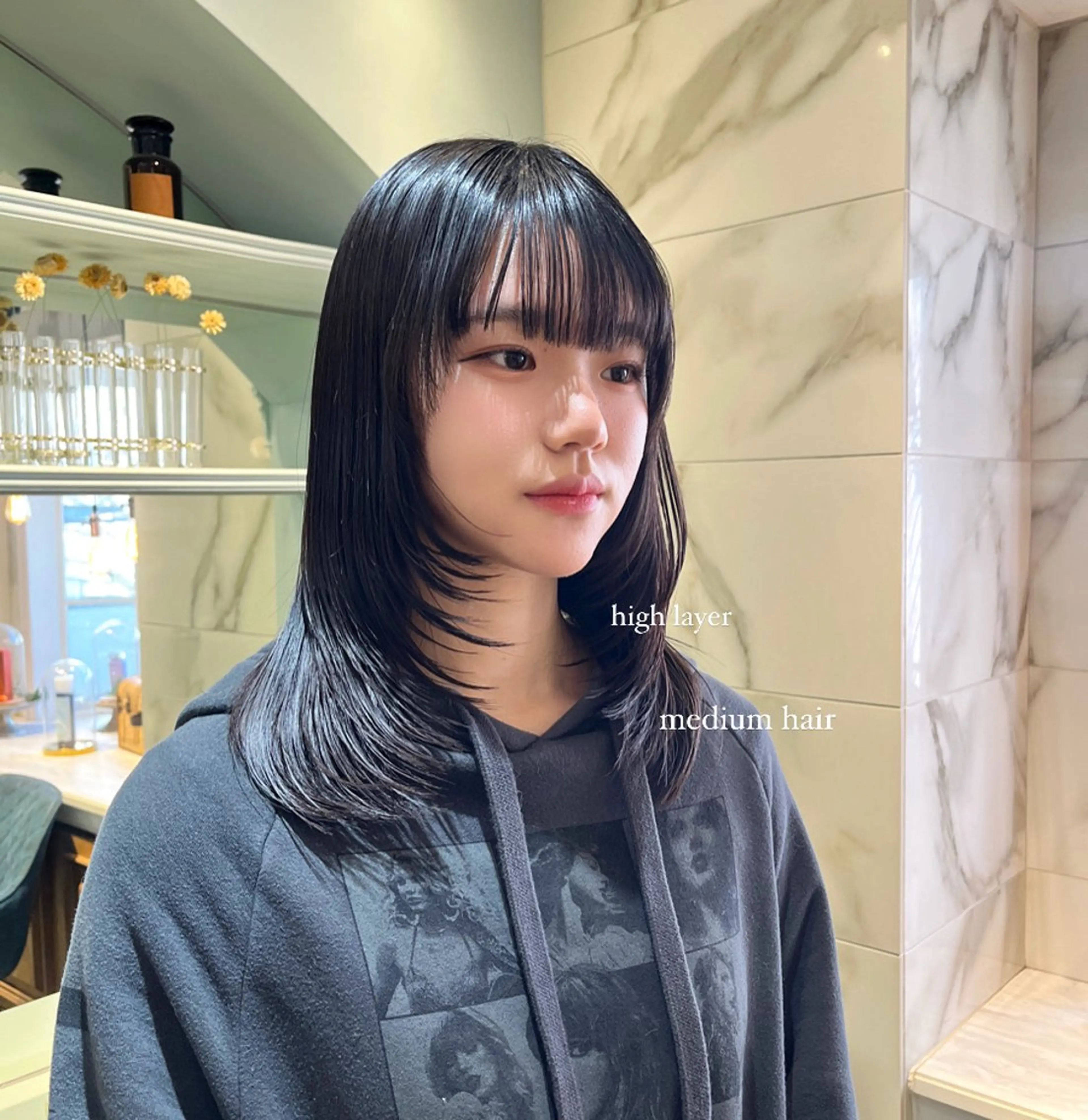 セミロング 顔まわりレイヤー 顔周りカット 韓国風ヘア レイヤーカット Lond charme 吉祥寺所属・縮毛矯正・レイヤー カット募集中/ななこのヘアスタイル