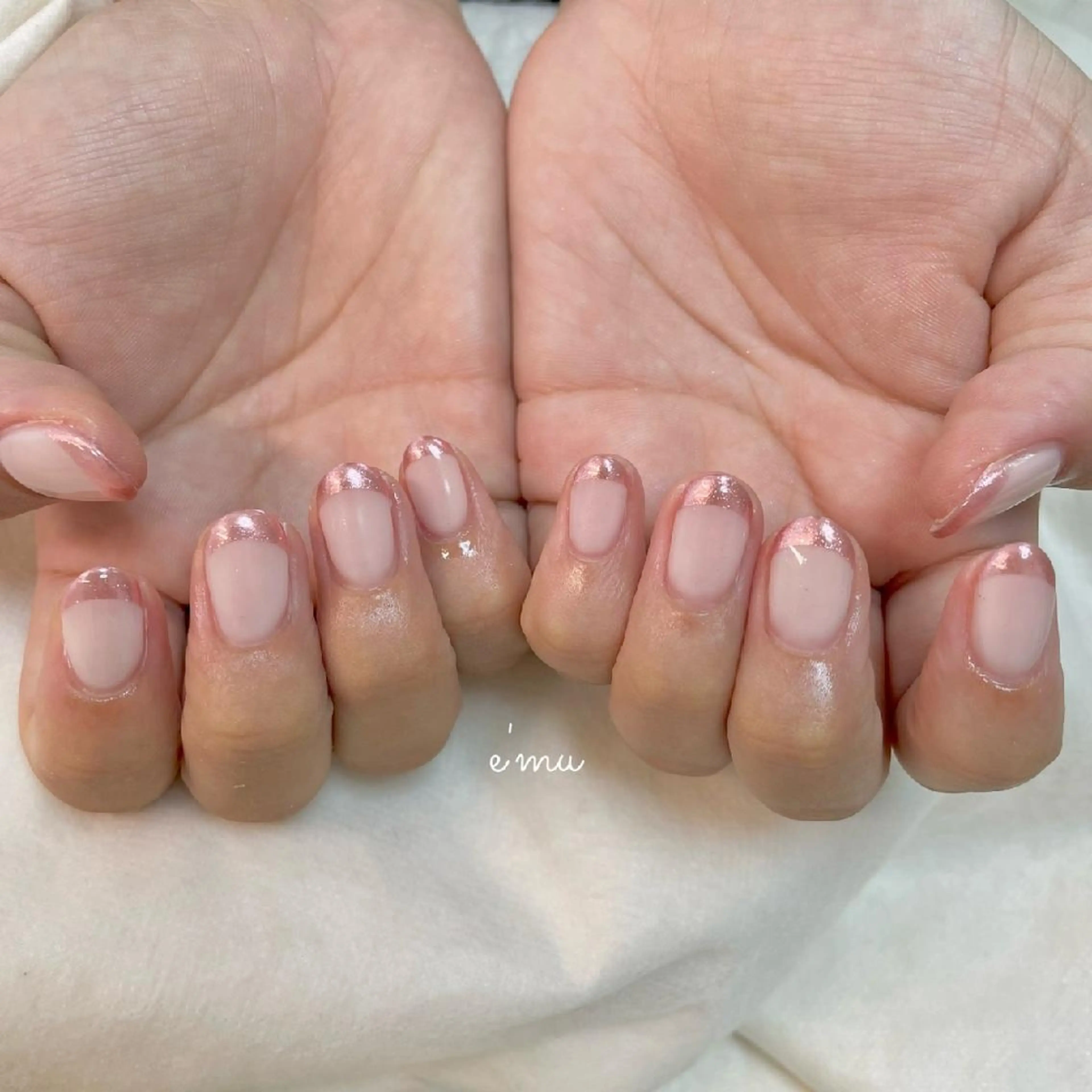 ネイル フレンチネイル ガーリー ミラーネイル ピンク ハンドネイル nail salon e'mu💐のネイルデザイン