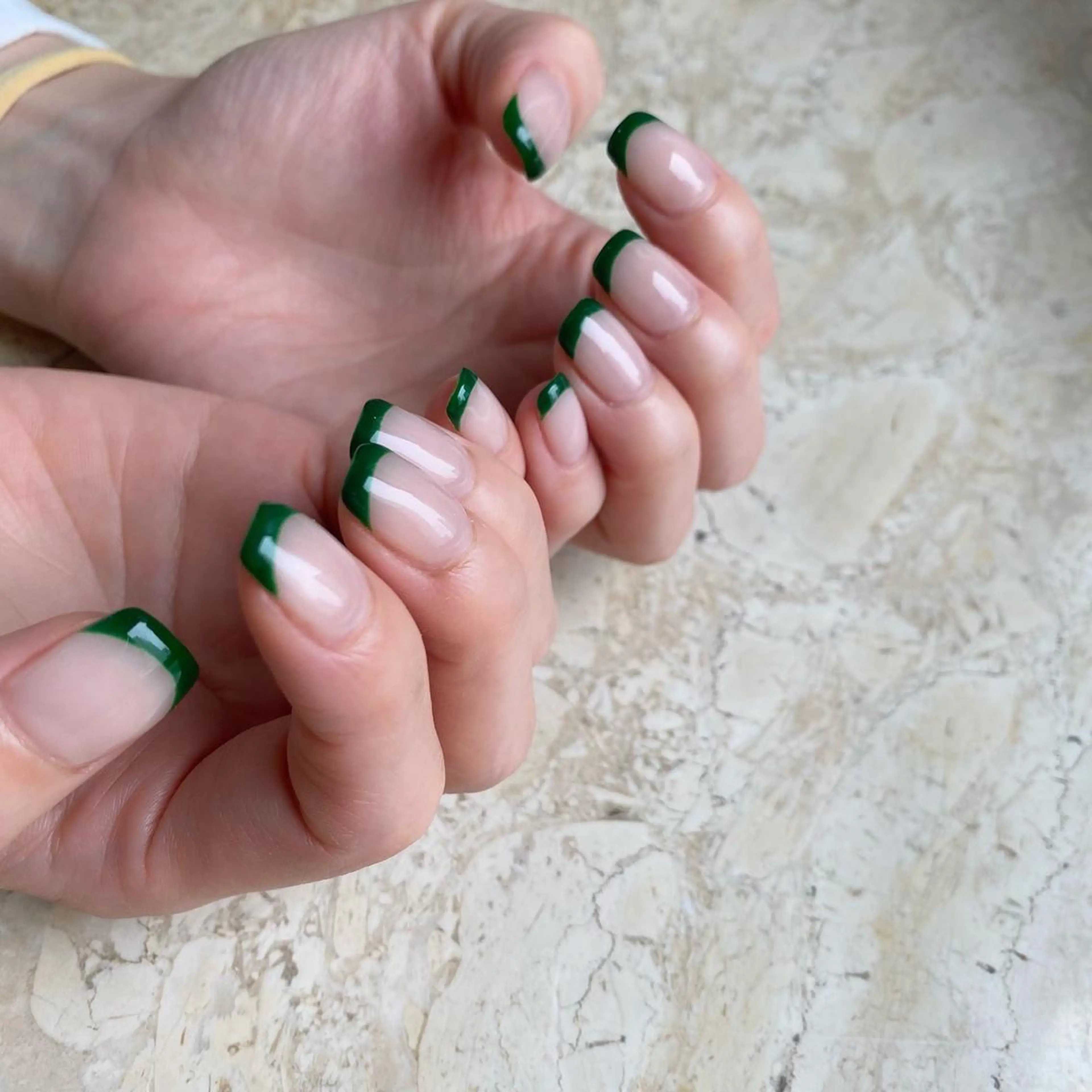 ネイル オーロラネイル ジェルネイル ハート 氷ネイル・うるうるネイル マグネットネイル ハンドネイル フットネイル nail salon mieux(ミュー)のネイルデザイン