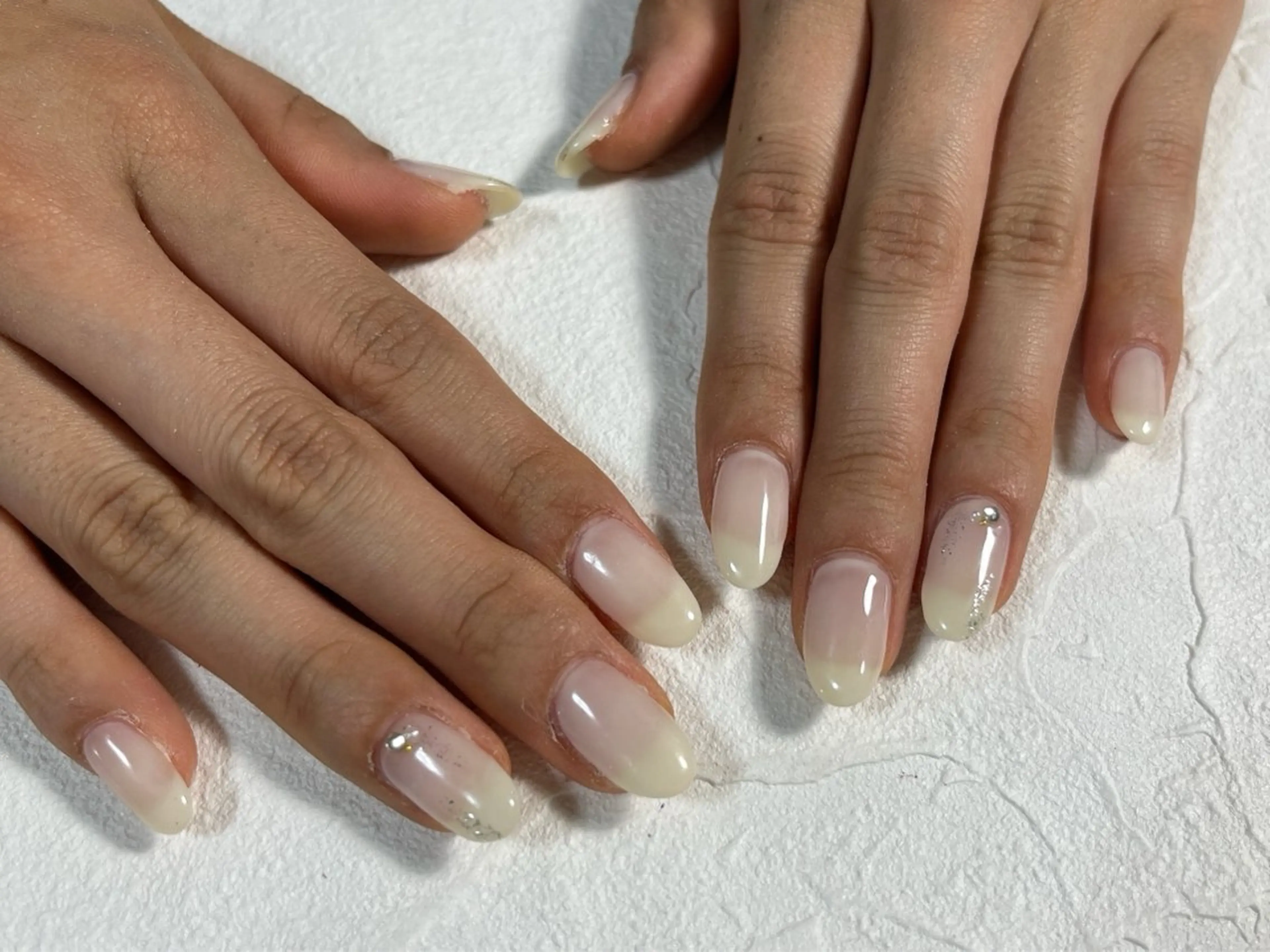 ネイル オーロラネイル フットネイル フレンチネイル ジェルネイル 韓国ネイル ハンドネイル kiki nail たまプラーザのネイルデザイン