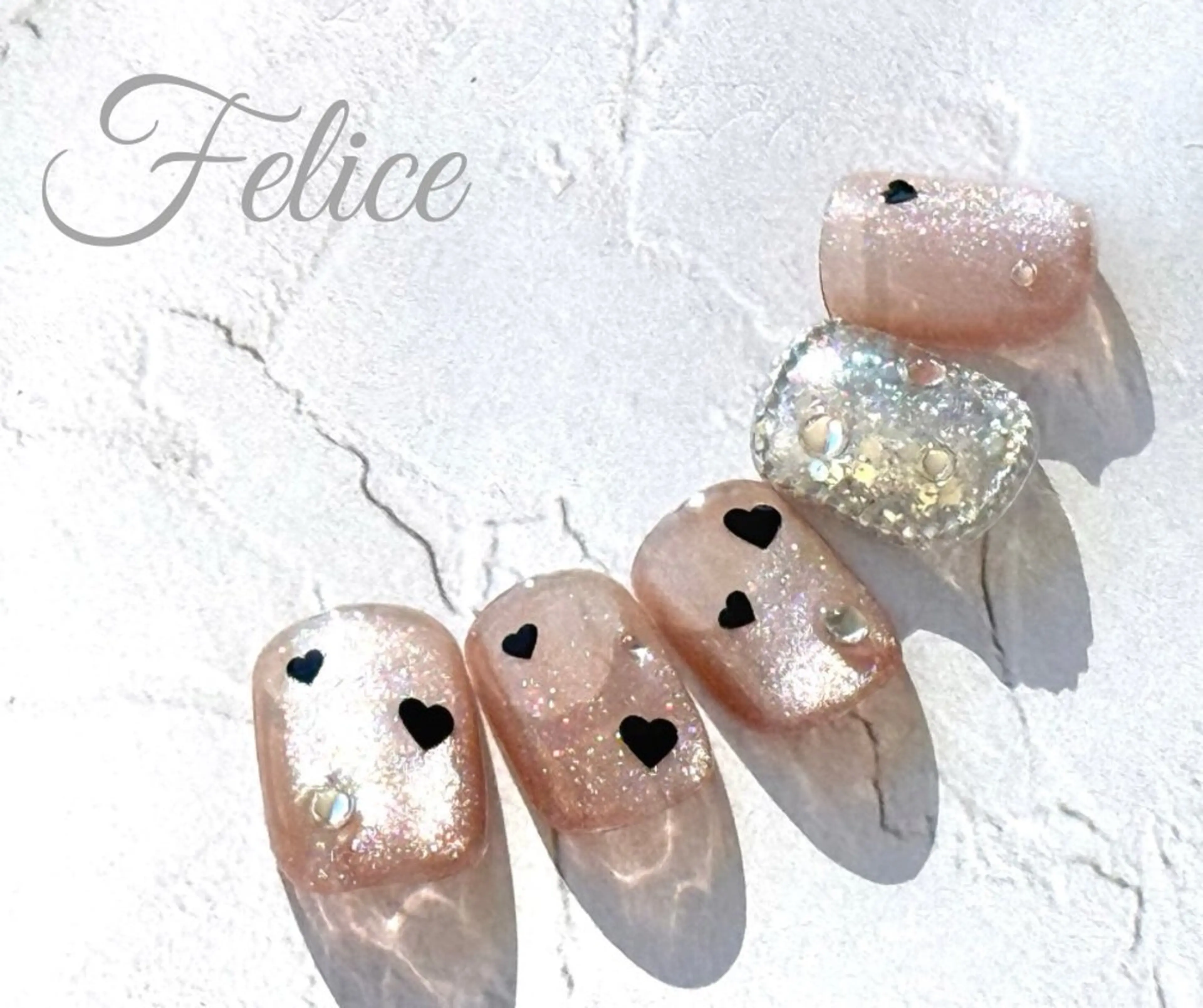 ネイル ハンドネイル 黒川 夢彩のネイルデザイン