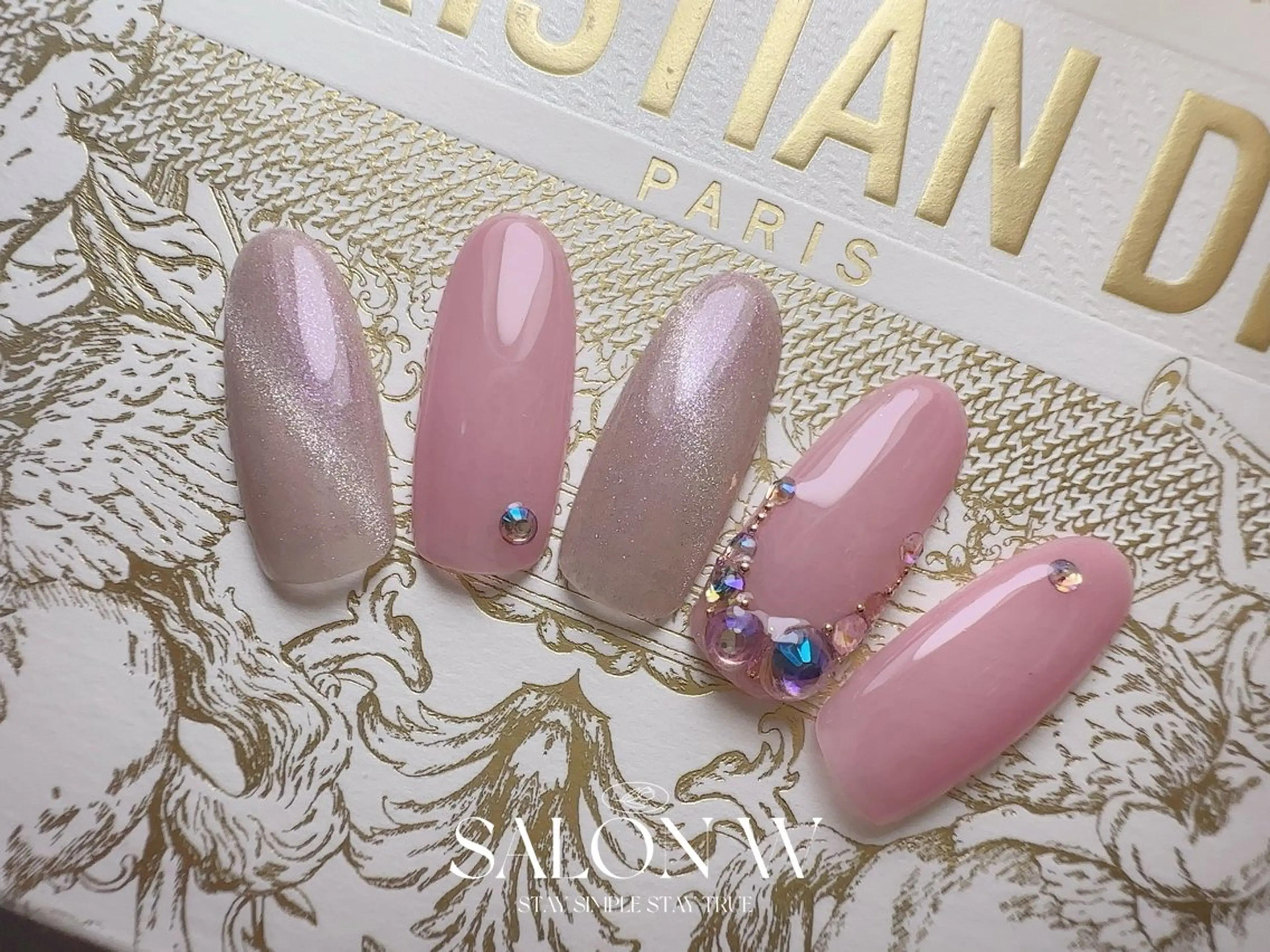 ネイル SALON W✨ 銀座店のネイルデザイン