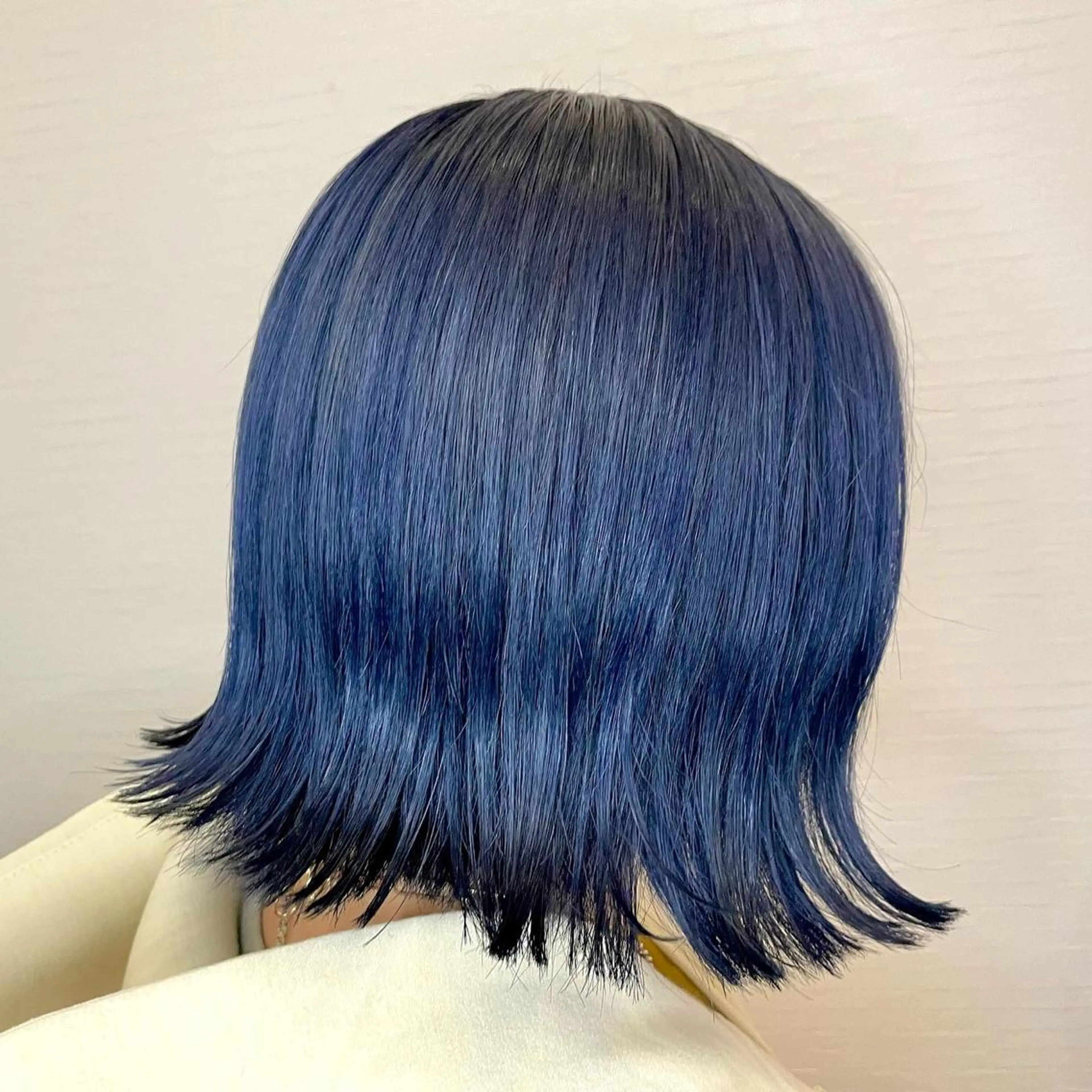 ミディアム SALOWIN心斎橋Suite店所属・ブリーチ毛にもできる 縮毛矯正|鷹司郎のヘアスタイル