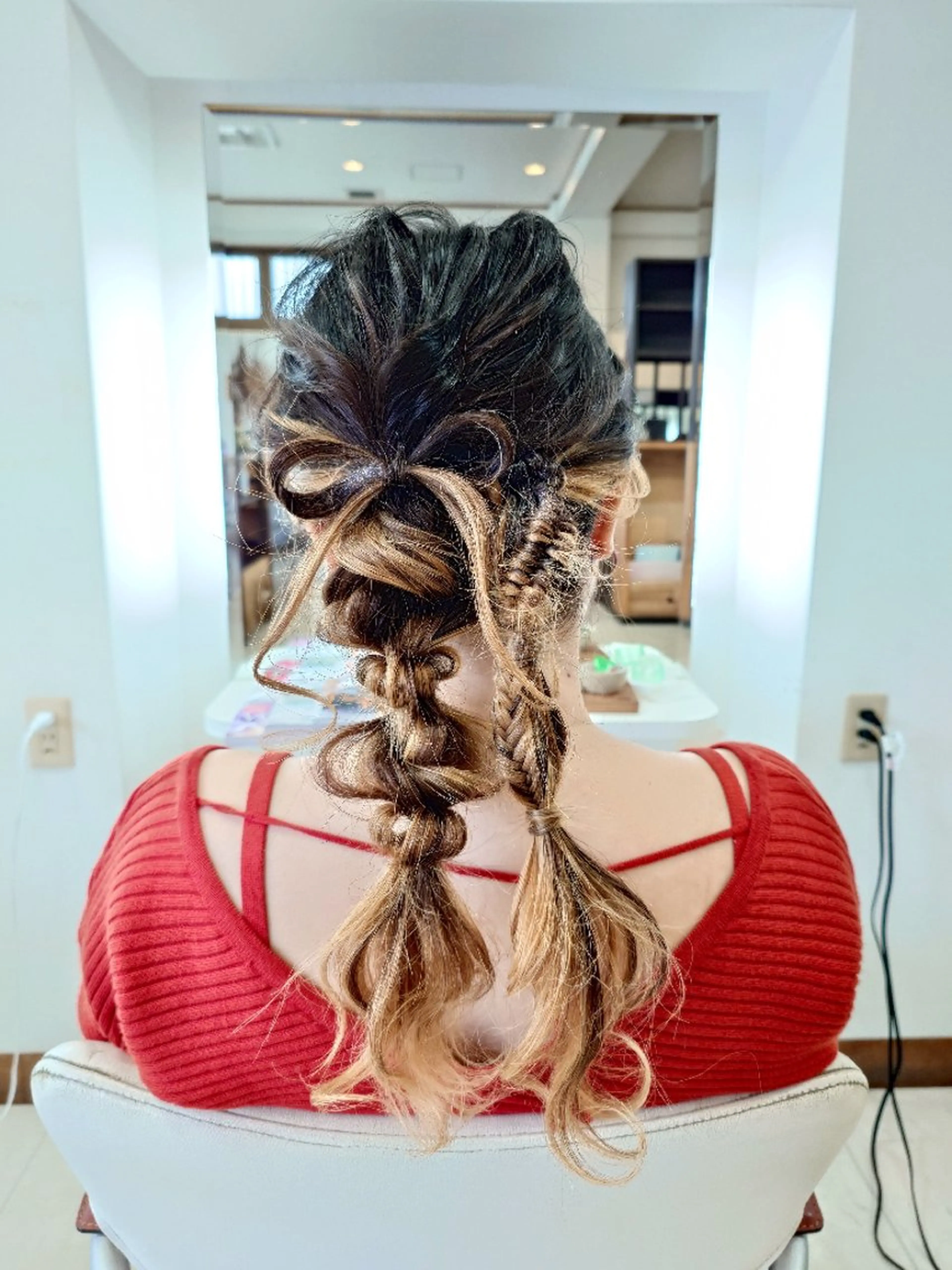 ロング ヘアアレンジ ツインテール ヘアセット ｷﾝｼﾞｮｳ ｴﾅﾐのヘアスタイル